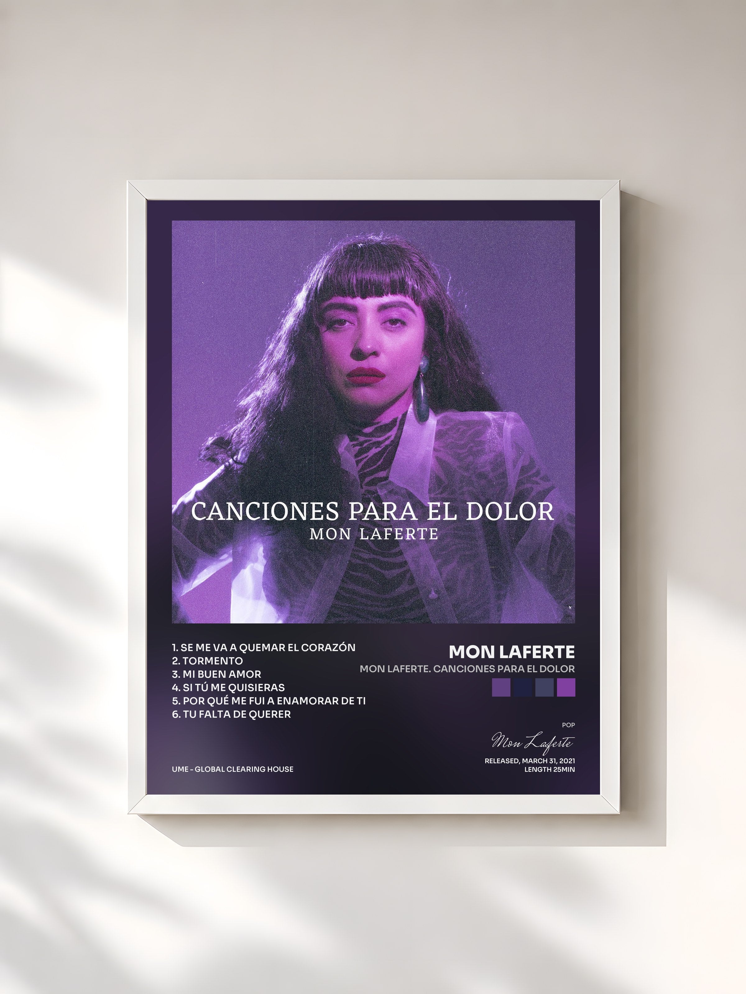 #blanc Tableau de l'album Mon Laferte. Canciones Para El Dolor de Mon Laferte, cadre blanc, imprimé et encadré en France