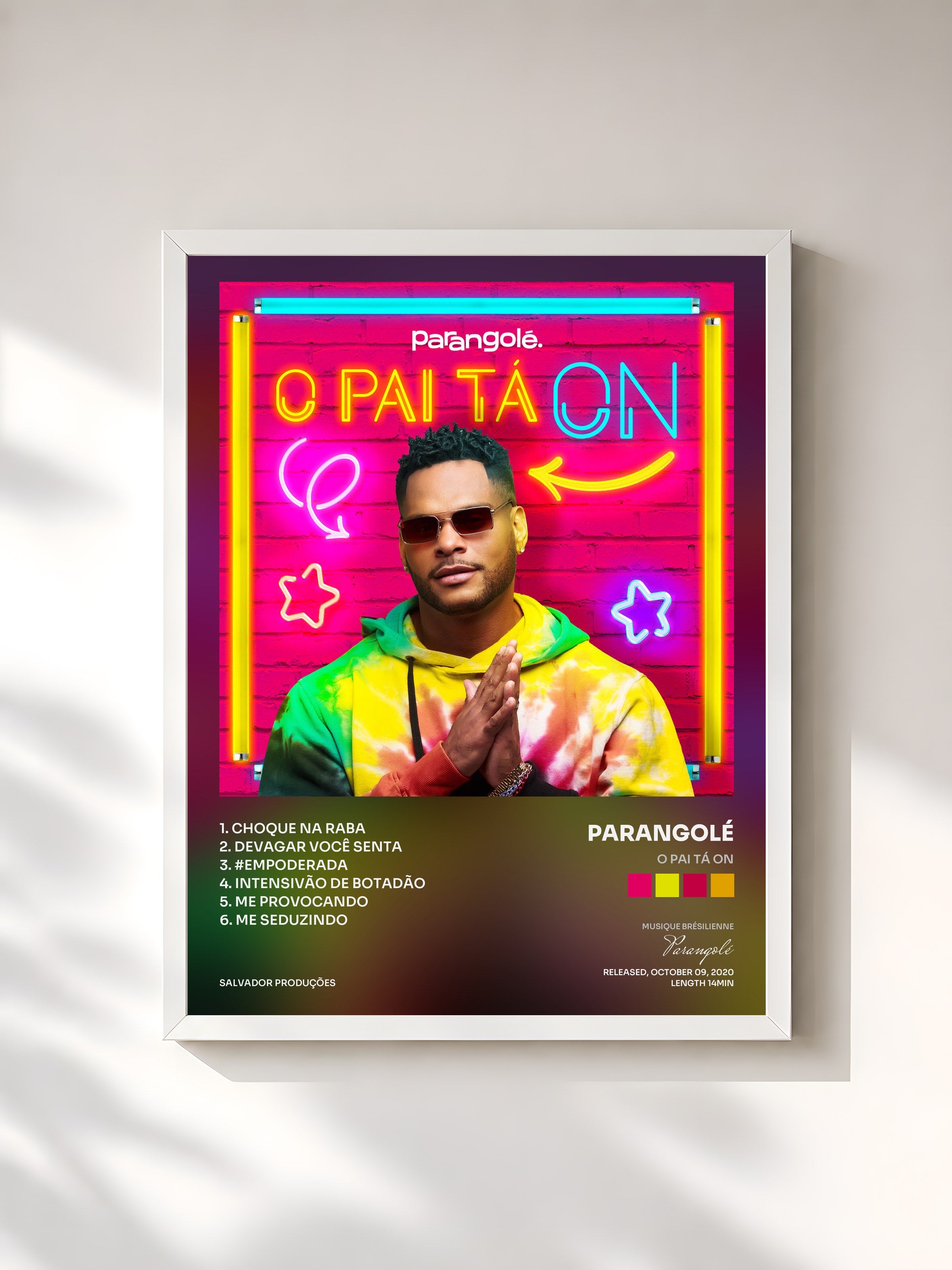 #blanc Tableau de l'album O Pai Tá On de Parangolé, cadre blanc, imprimé et encadré en France