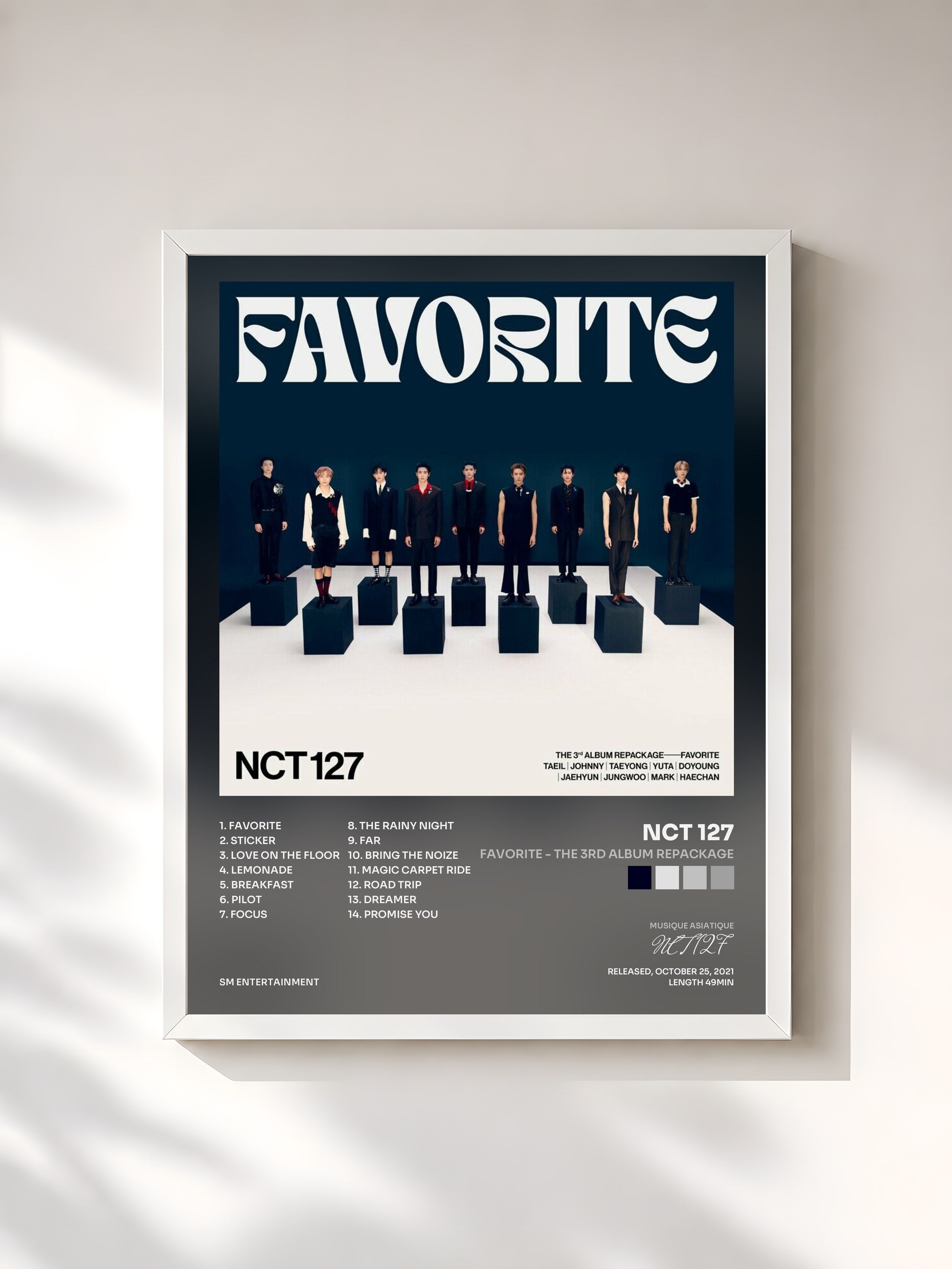 #blanc Tableau de l'album Favorite - The 3rd Album Repackage de NCT 127, cadre blanc, imprimé et encadré en France