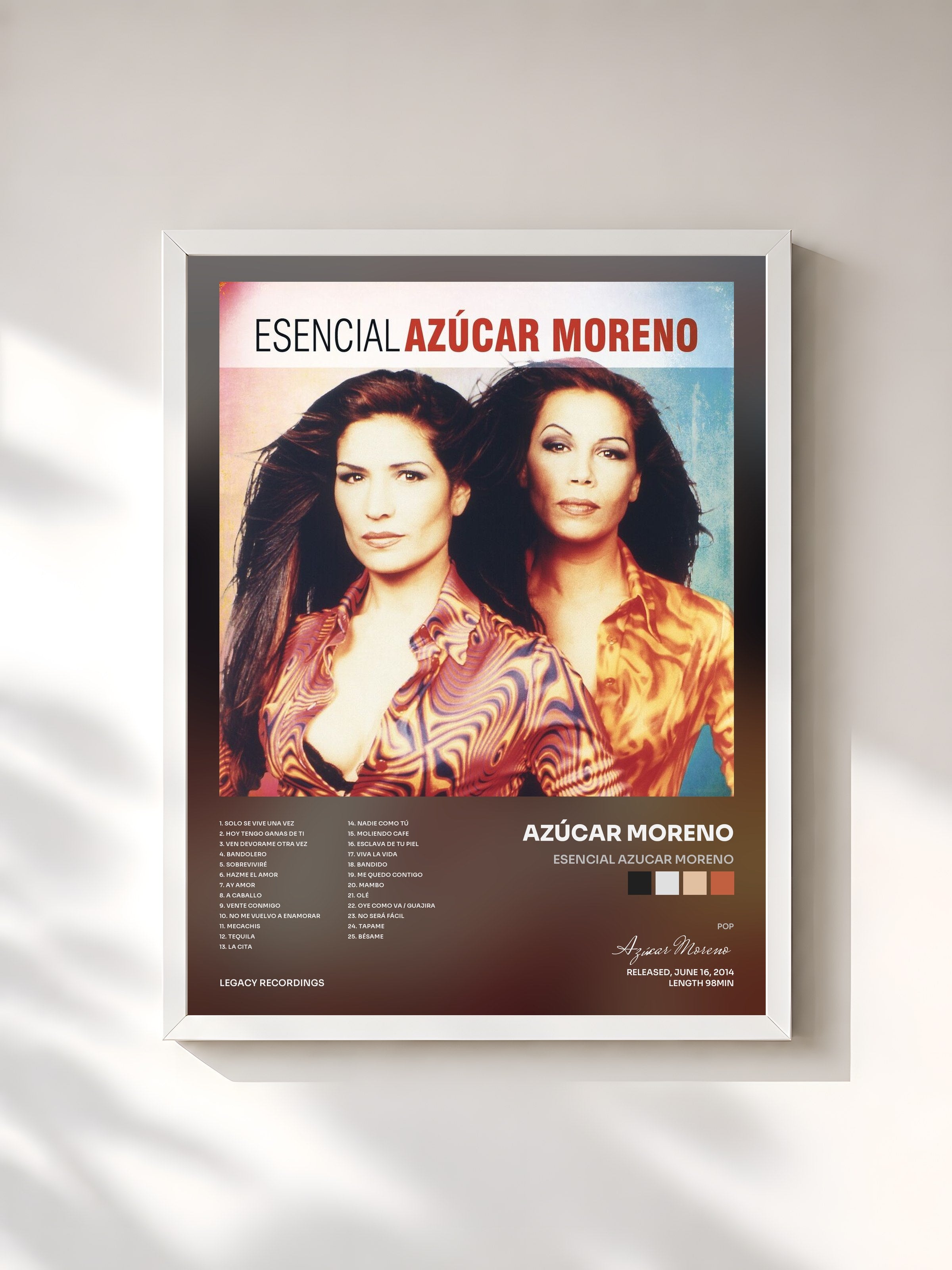 #blanc Tableau de l'album Esencial Azucar Moreno de Azúcar Moreno, cadre blanc, imprimé et encadré en France