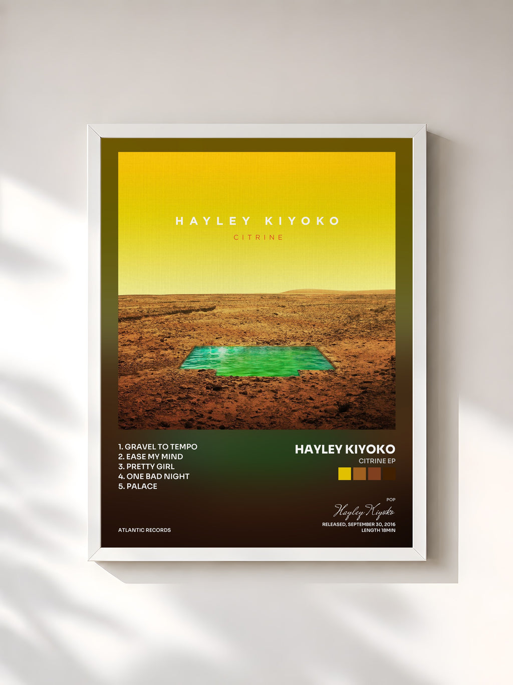 #blanc Tableau de l'album Citrine EP de Hayley Kiyoko, cadre blanc, imprimé et encadré en France