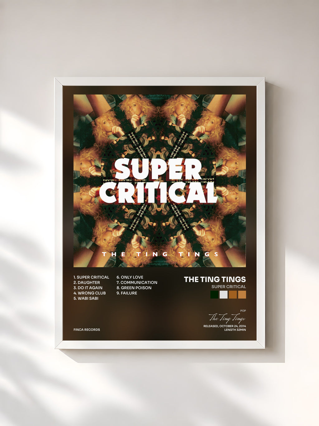 #blanc Tableau de l'album Super Critical de The Ting Tings, cadre blanc, imprimé et encadré en France