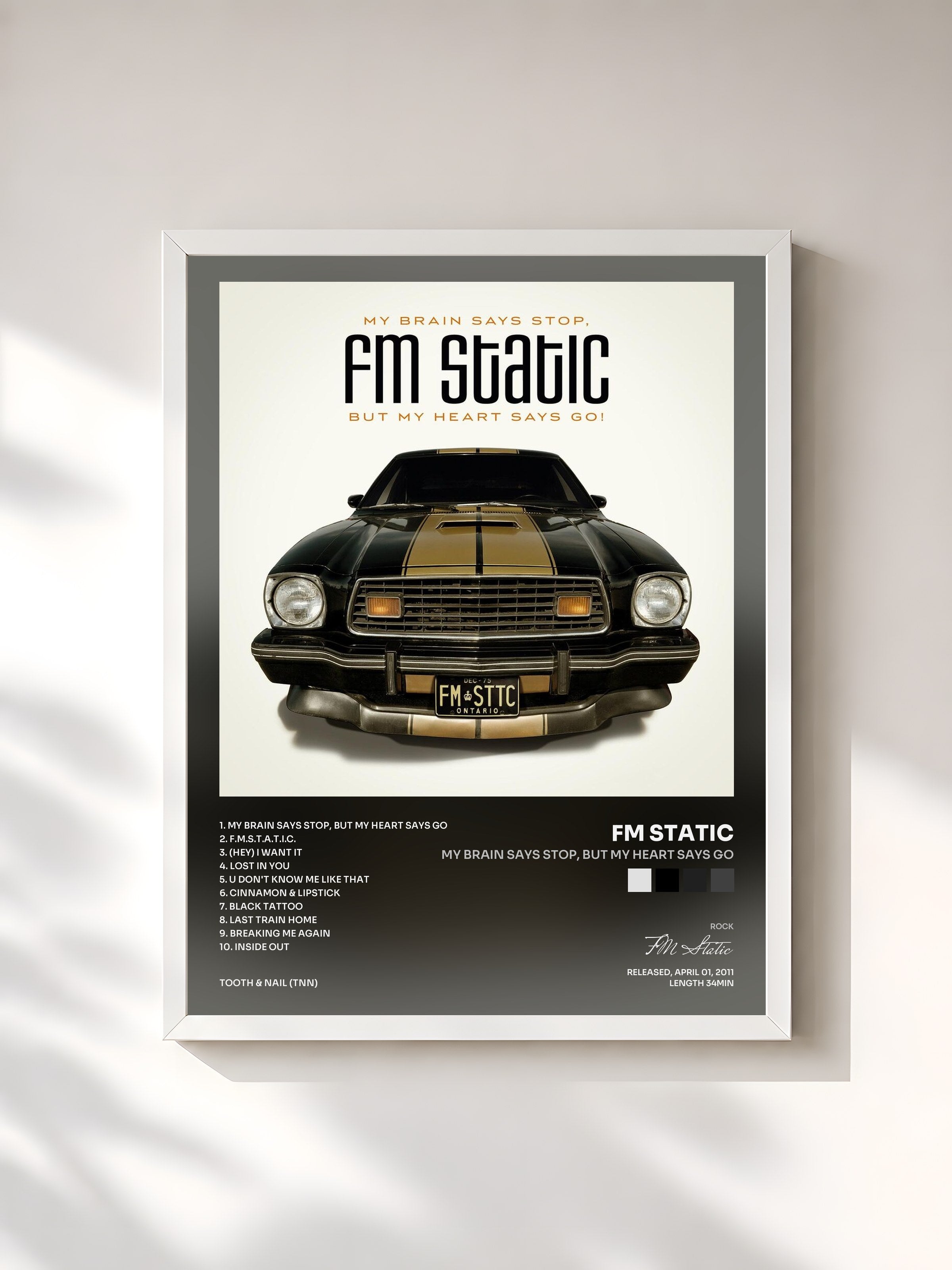 #blanc Tableau de l'album My Brain Says Stop, But My Heart Says Go de FM Static, cadre blanc, imprimé et encadré en France