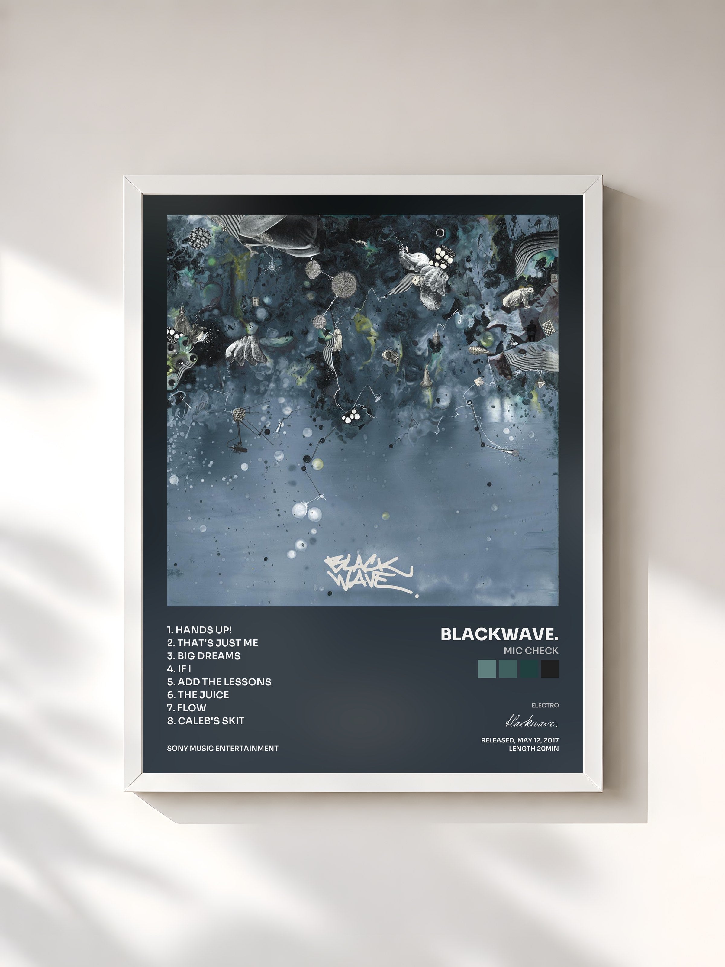 #blanc Tableau de l'album Mic Check de blackwave., cadre blanc, imprimé et encadré en France