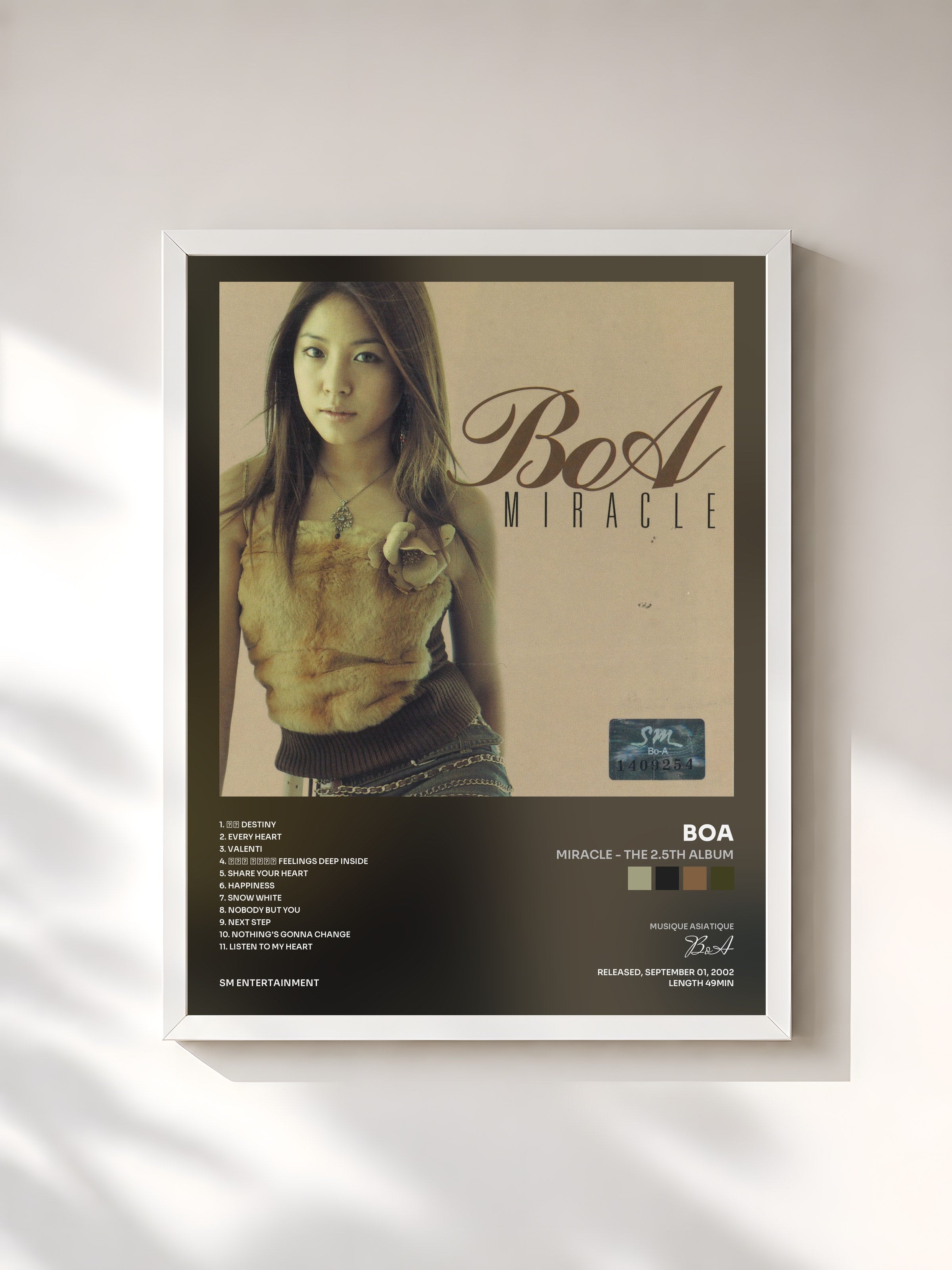 #blanc Tableau de l'album MIRACLE - The 2.5th Album de BoA, cadre blanc, imprimé et encadré en France