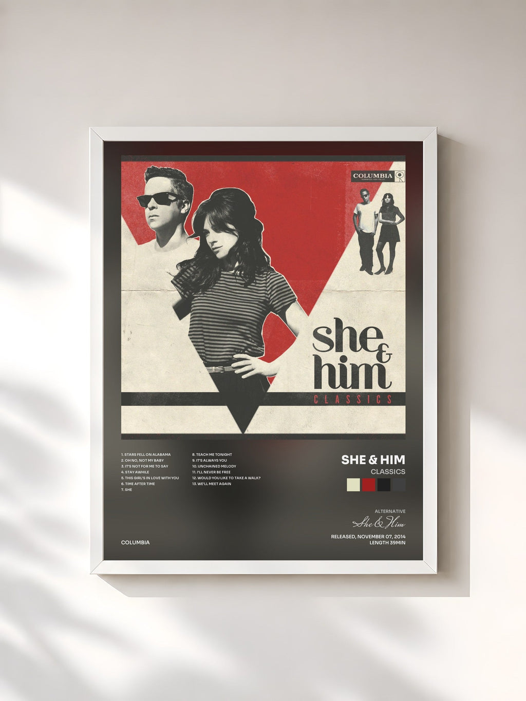 #blanc Classics von She & Him als gerahmter Kunstdruck, weißer Rahmen, gedruckt und gerahmt in Frankreich