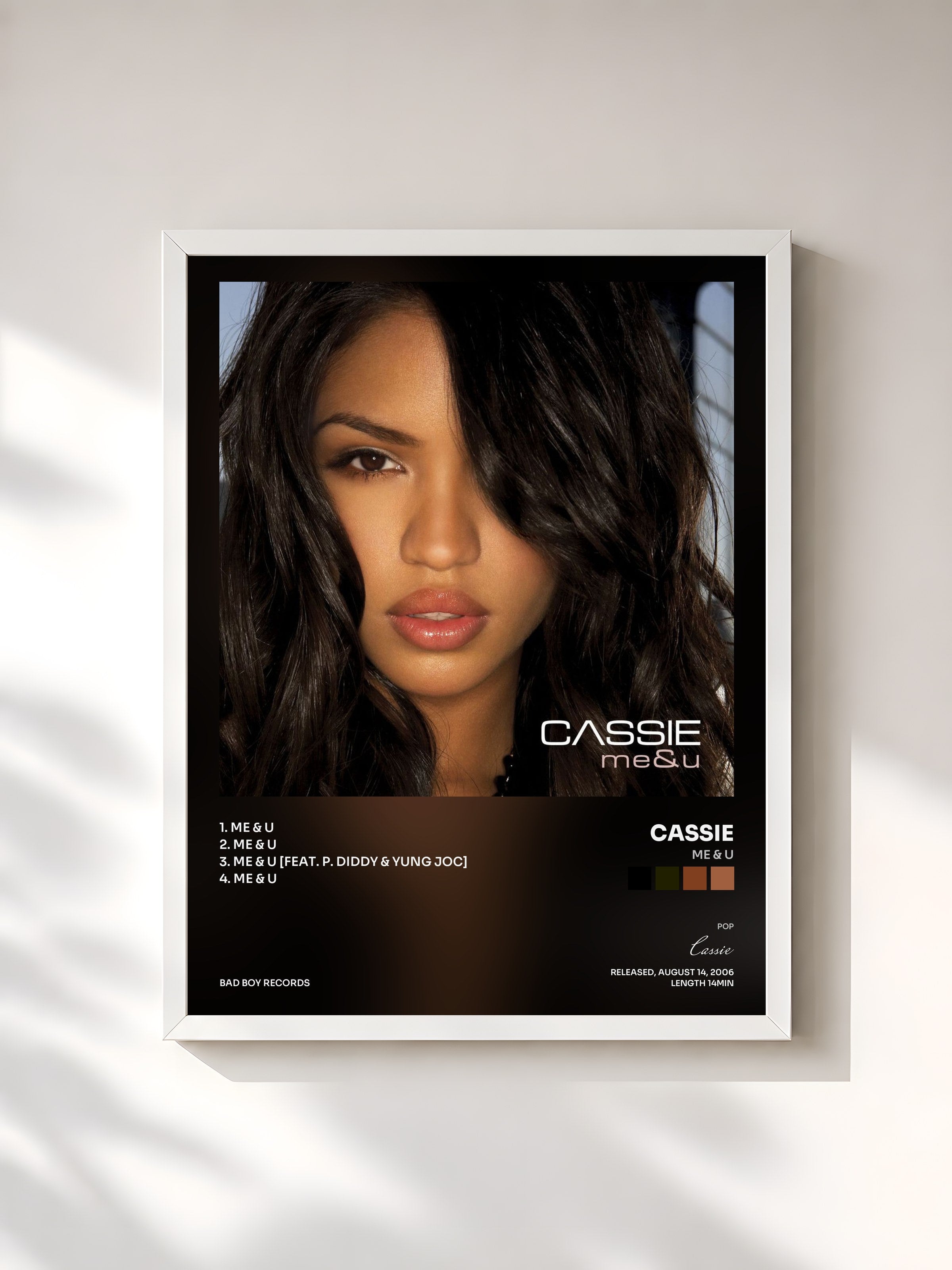 #blanc Tableau de l'album Me & U de Cassie, cadre blanc, imprimé et encadré en France