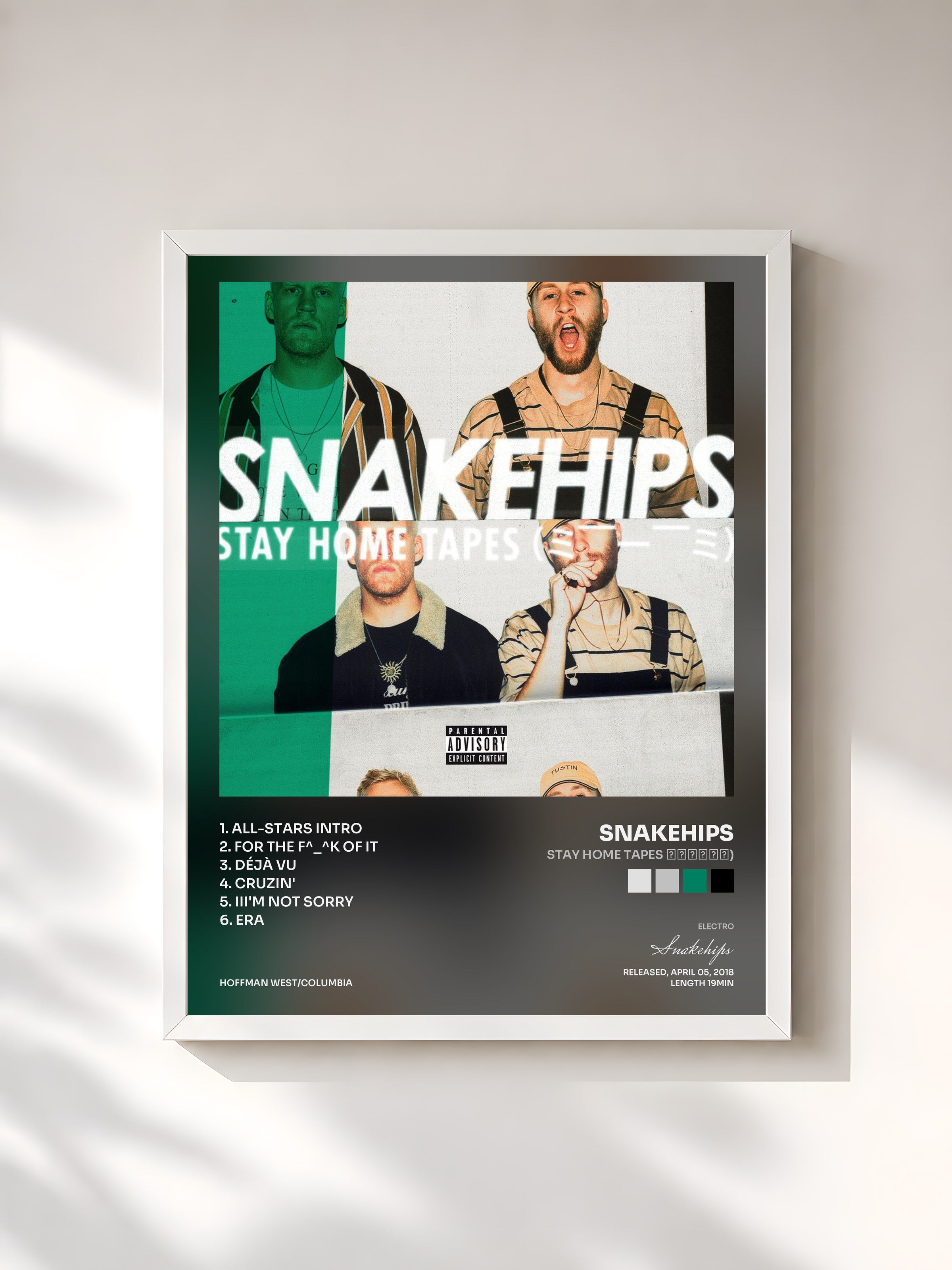 #blanc Tableau de l'album STAY HOME TAPES （ミ￣ー￣ミ) de Snakehips, cadre blanc, imprimé et encadré en France