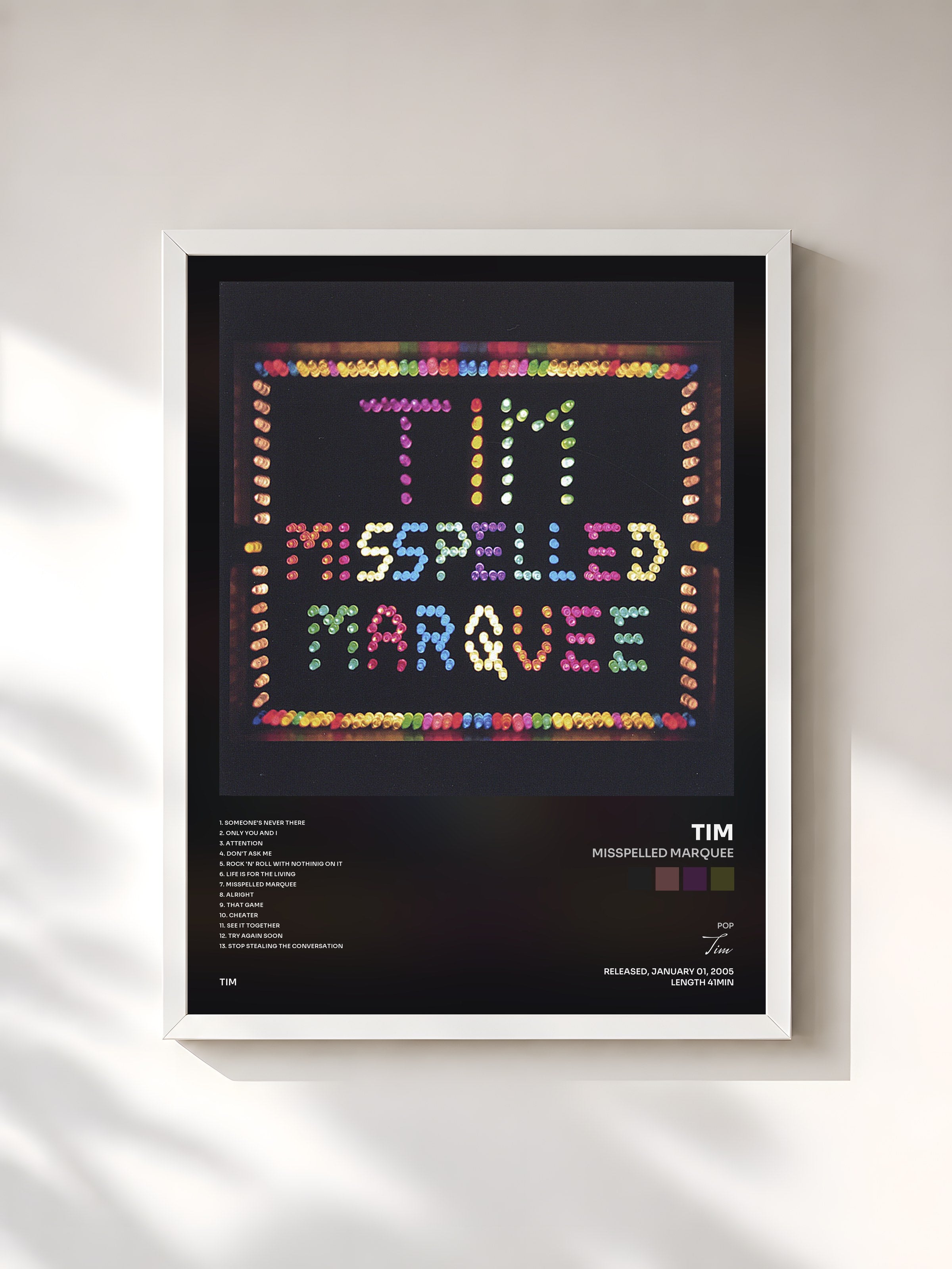 #blanc Tableau de l'album Misspelled Marquee de Tim, cadre blanc, imprimé et encadré en France