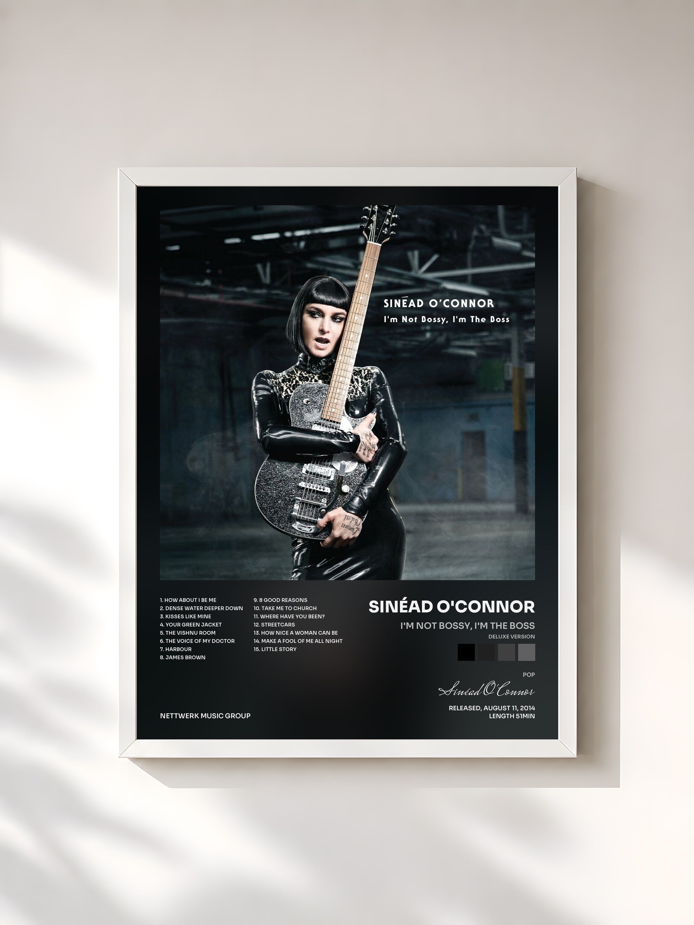 #blanc Tableau de l'album I'm Not Bossy, I'm the Boss (Deluxe Version) de Sinéad O'Connor, cadre blanc, imprimé et encadré en France
