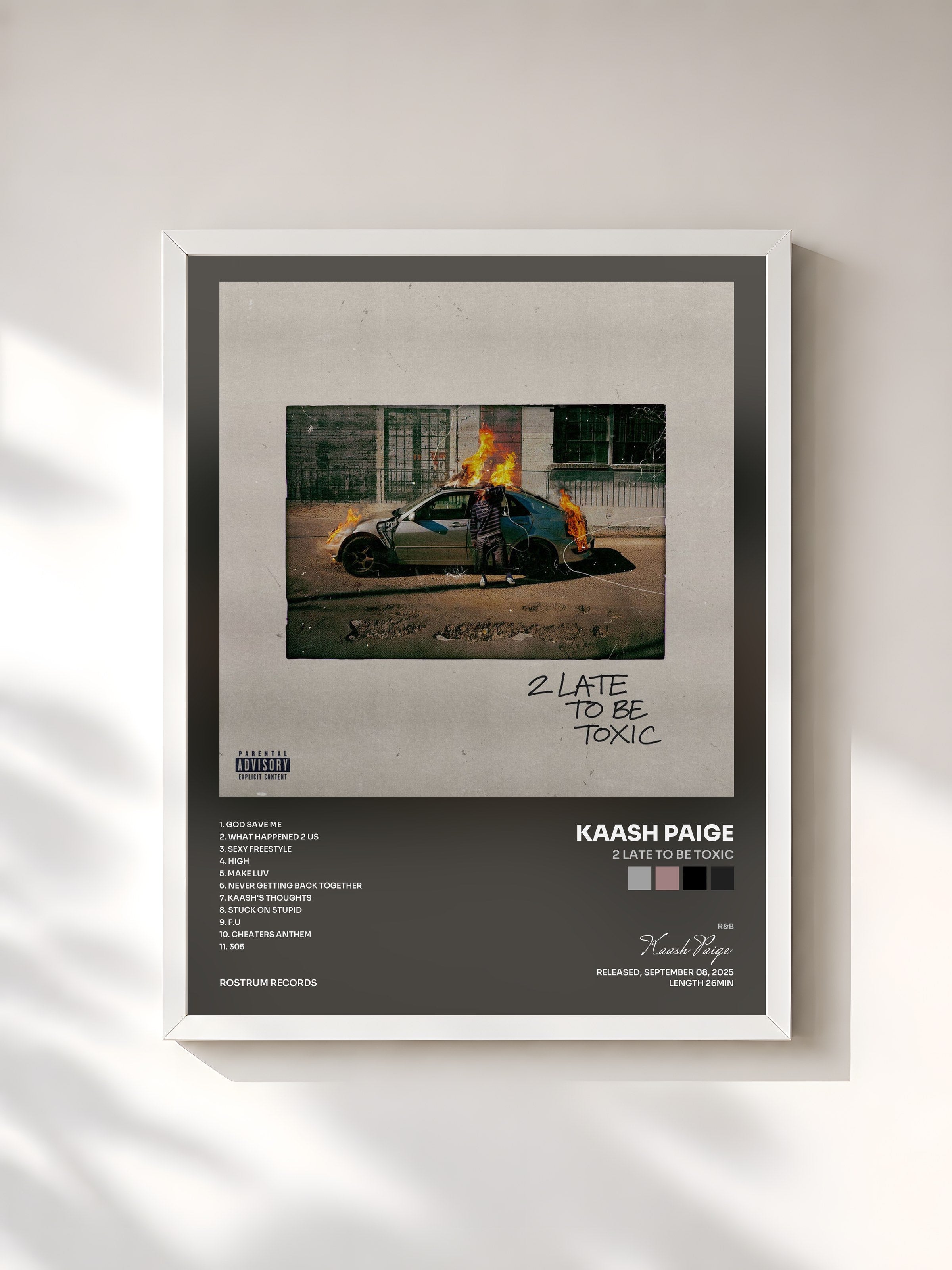 #blanc Tableau de l'album 2 Late To Be Toxic de Kaash Paige, cadre blanc, imprimé et encadré en France
