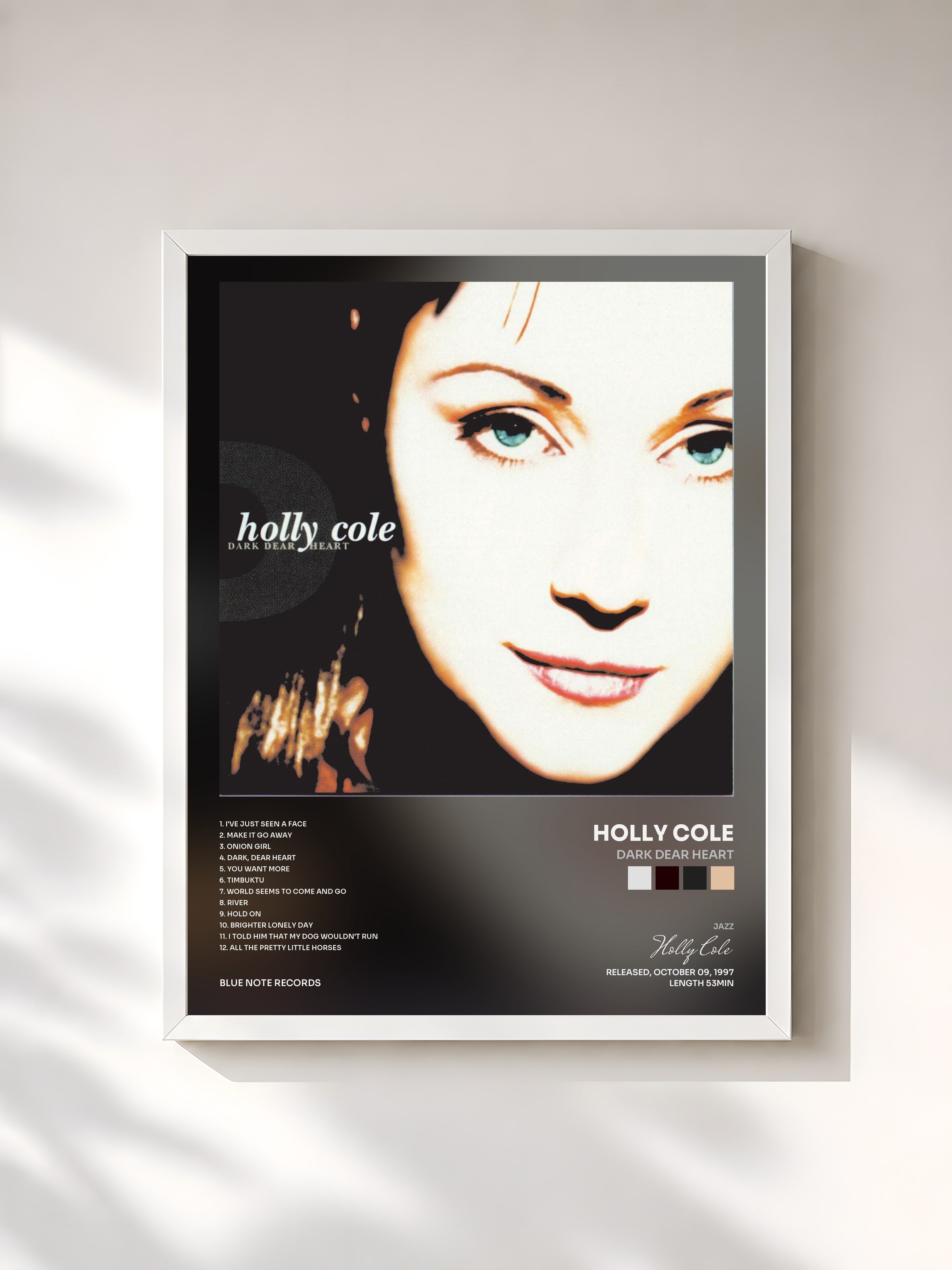 #blanc Tableau de l'album Dark Dear Heart de Holly Cole, cadre blanc, imprimé et encadré en France