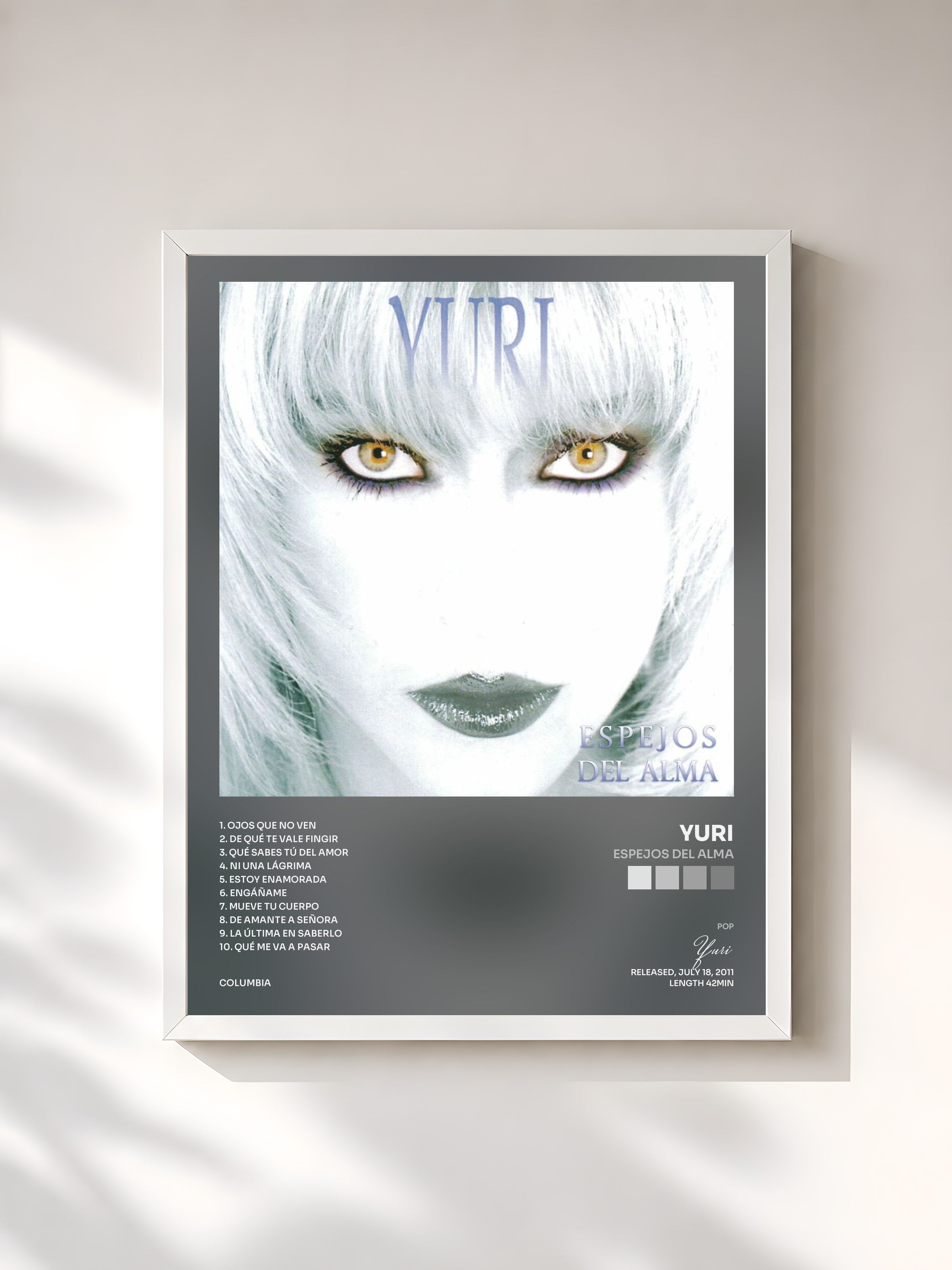 #blanc Tableau de l'album Espejos Del Alma de Yuri, cadre blanc, imprimé et encadré en France