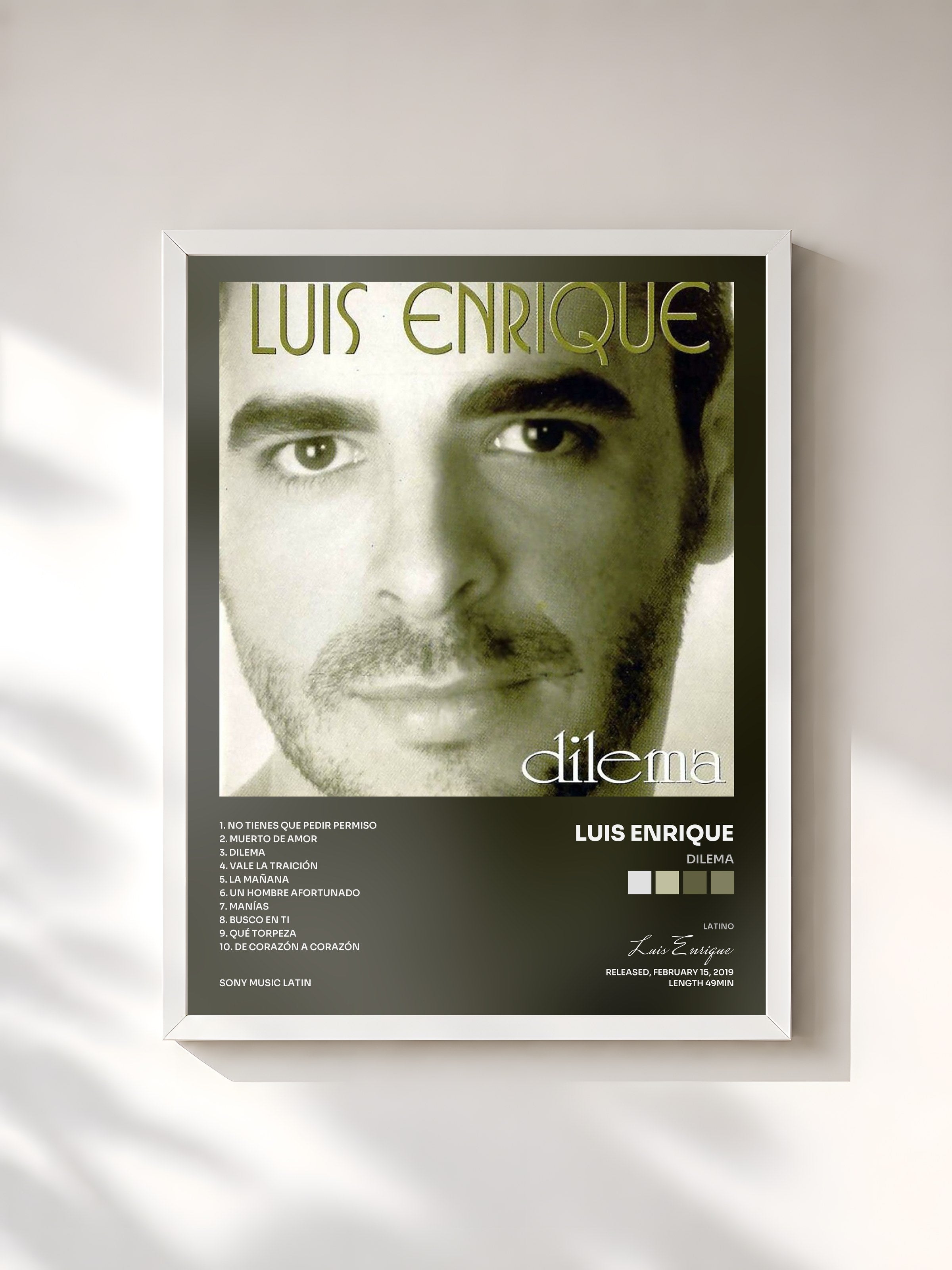 #blanc Tableau de l'album Dilema de Luis Enrique, cadre blanc, imprimé et encadré en France