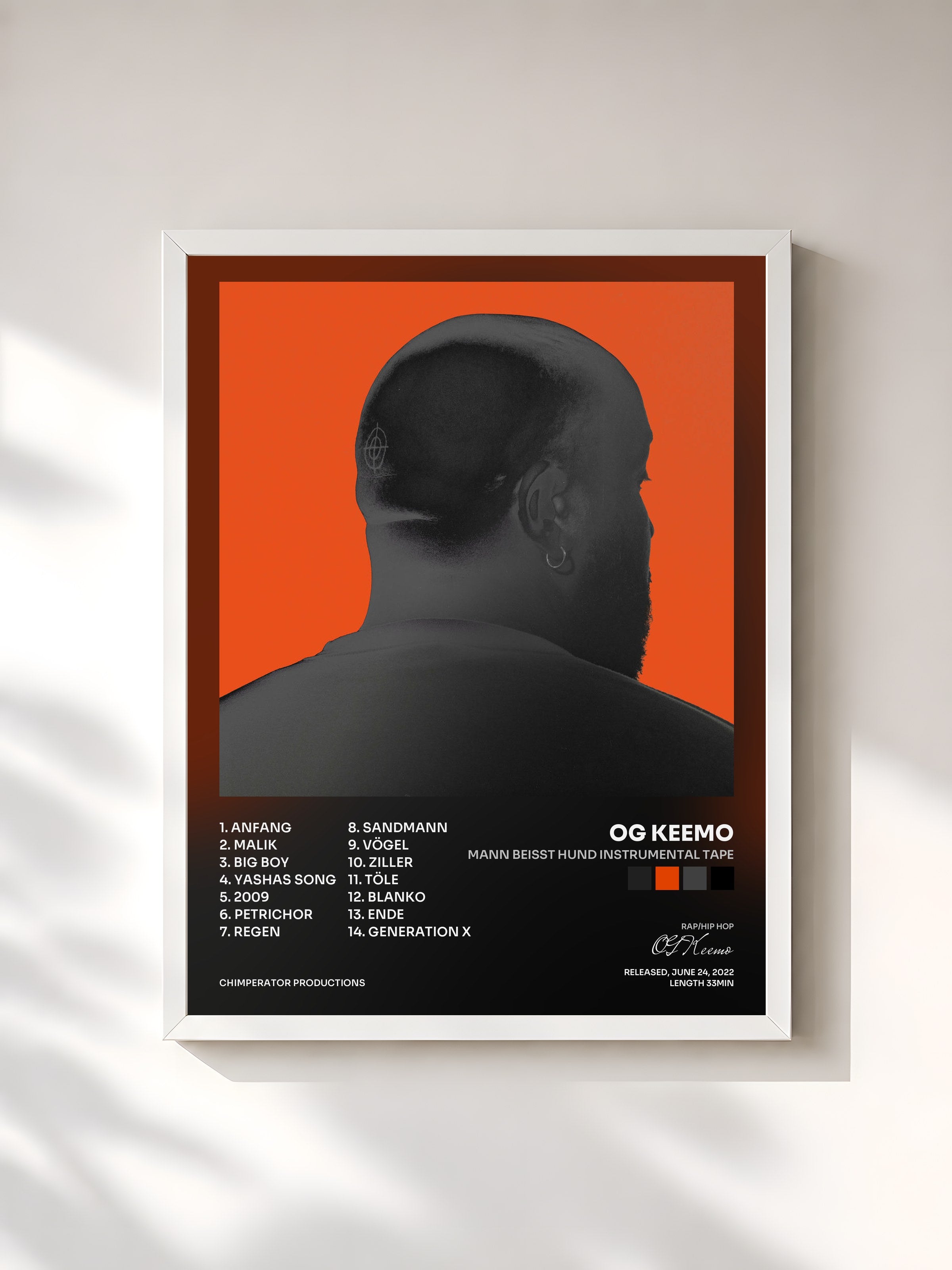#blanc Tableau de l'album Mann Beisst Hund Instrumental Tape de OG Keemo, cadre blanc, imprimé et encadré en France