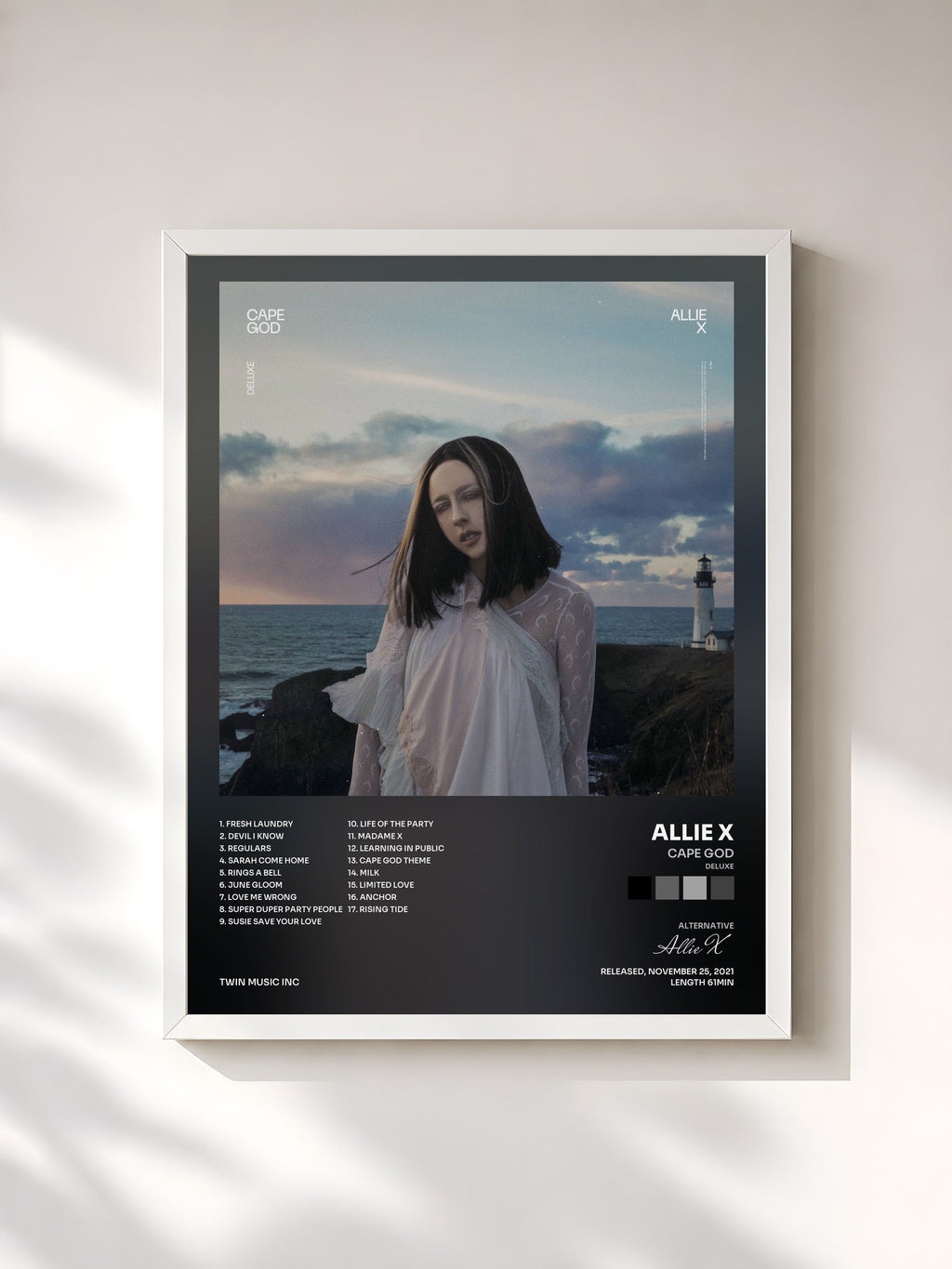 #blanc Cape God (Deluxe) de Allie X en lámina enmarcada, marco blanco, impresa y enmarcada en Francia