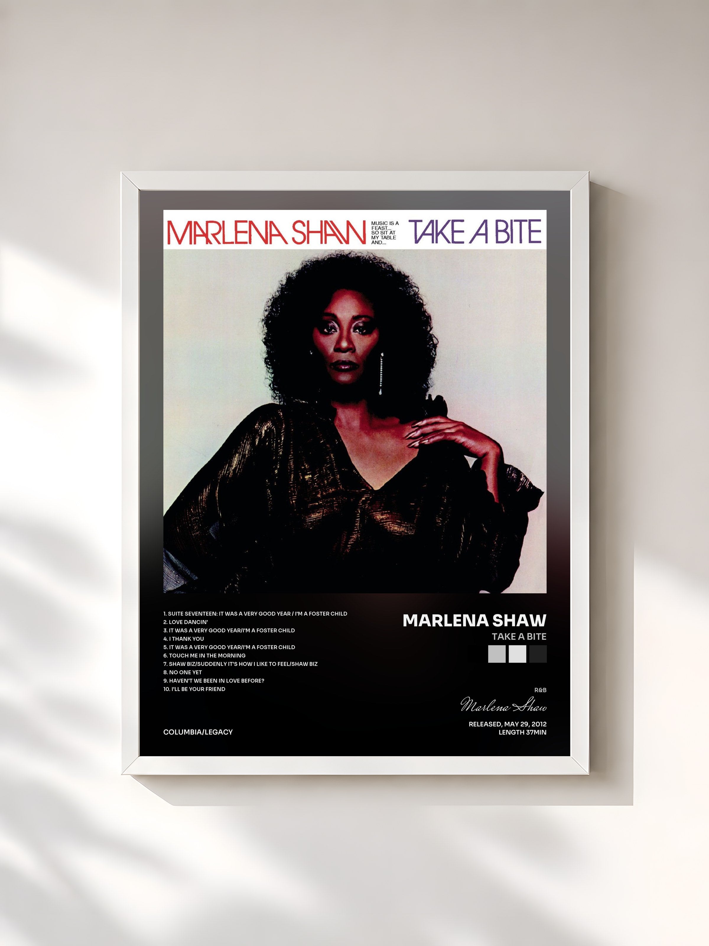 #blanc Tableau de l'album Take A Bite de Marlena Shaw, cadre blanc, imprimé et encadré en France
