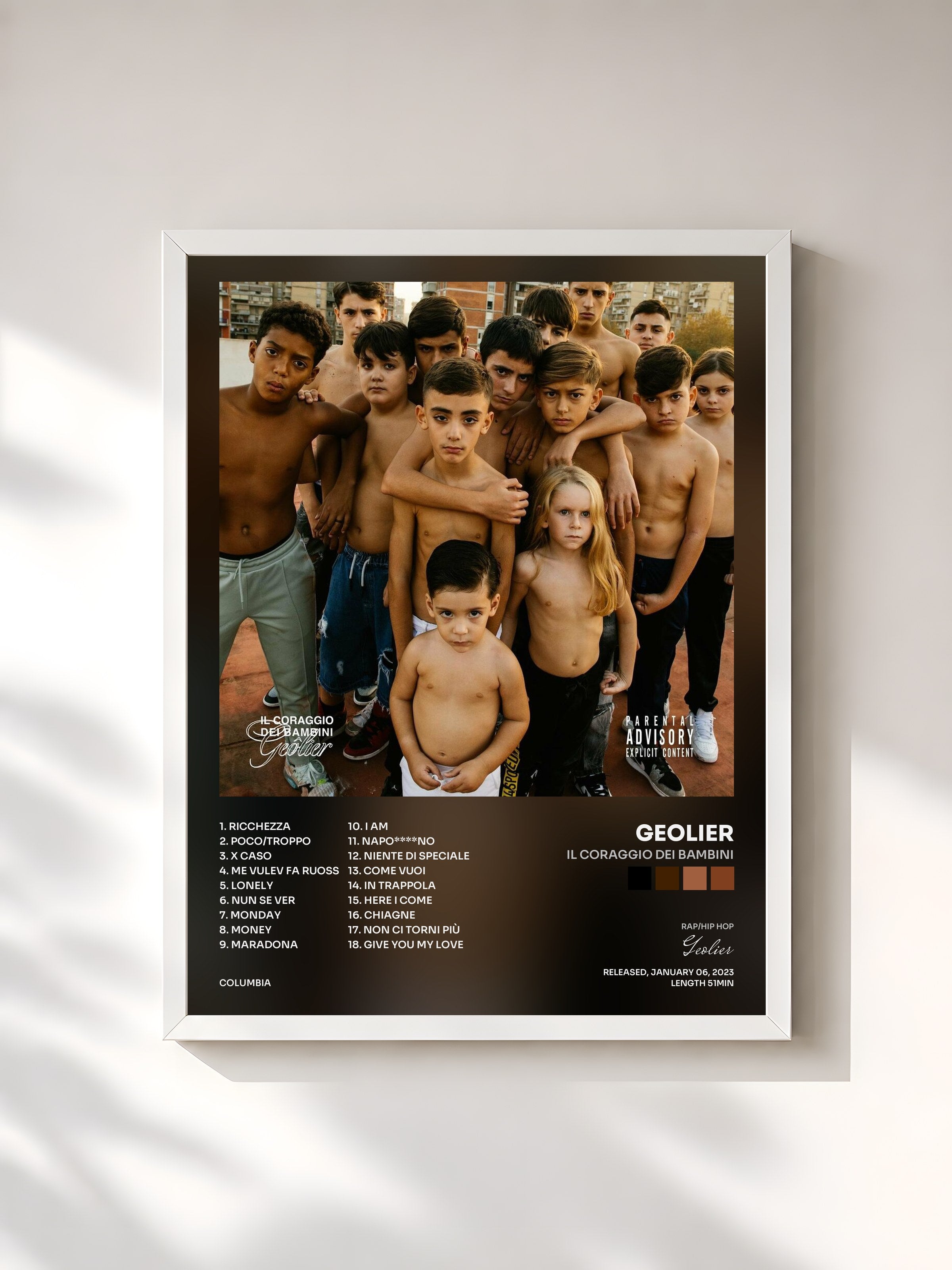 #blanc Tableau de l'album IL CORAGGIO DEI BAMBINI de Geolier, cadre blanc, imprimé et encadré en France