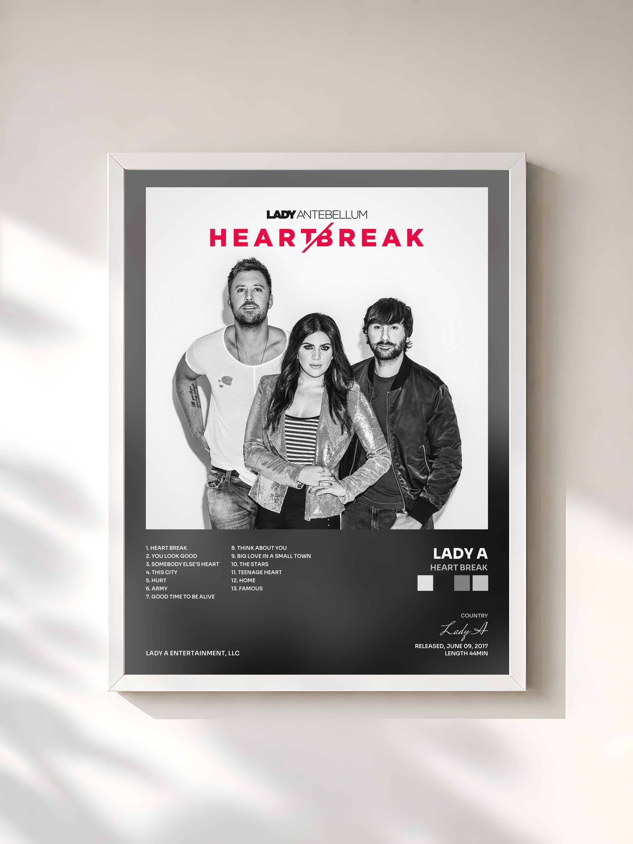 #blanc Tableau de l'album Heart Break de Lady A, cadre blanc, imprimé et encadré en France
