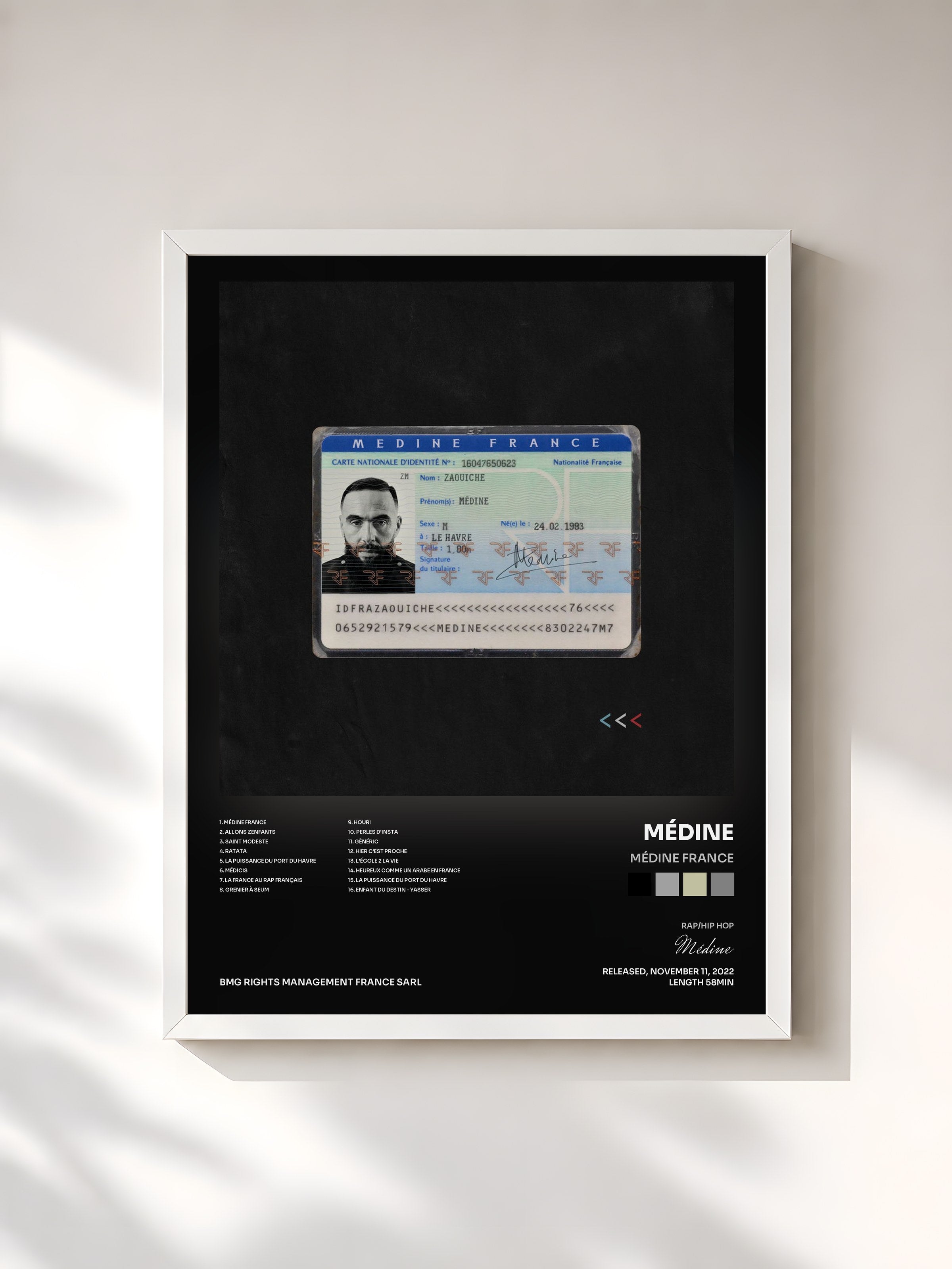 #blanc Tableau de l'album Médine France de Médine, cadre blanc, imprimé et encadré en France