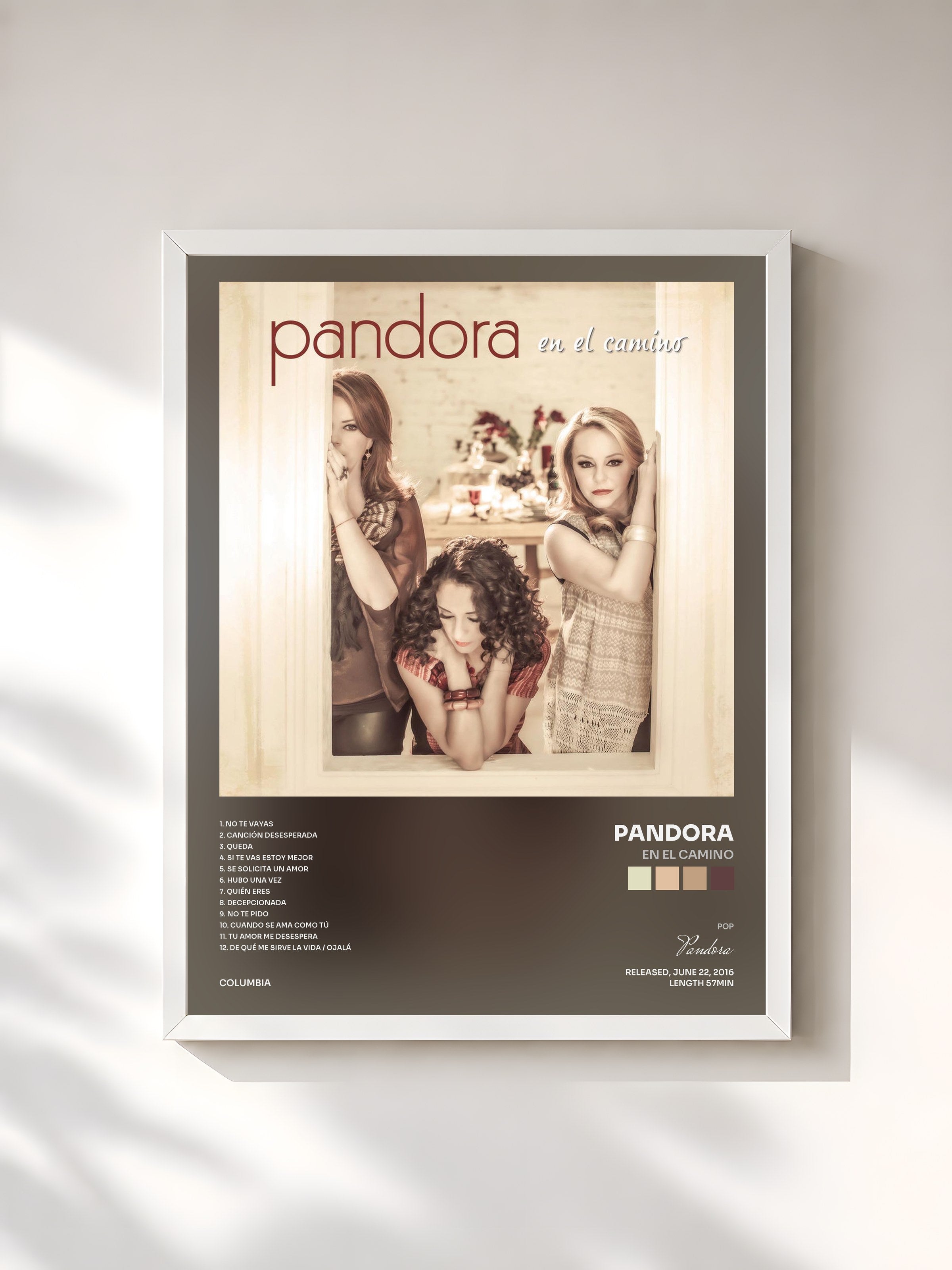 #blanc Tableau de l'album En el Camino de Pandora, cadre blanc, imprimé et encadré en France