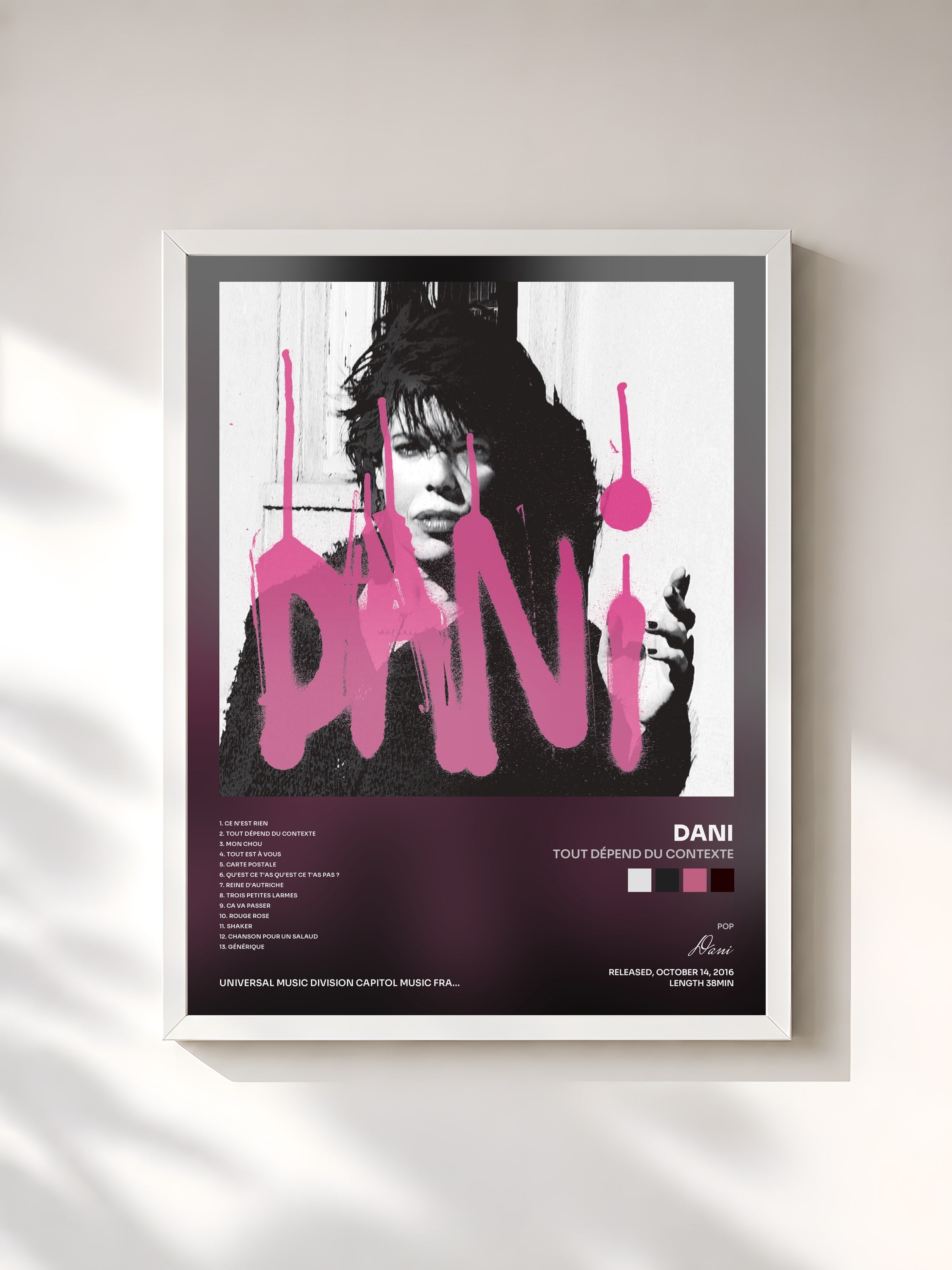 #blanc Tableau de l'album Tout dépend du contexte de Dani, cadre blanc, imprimé et encadré en France