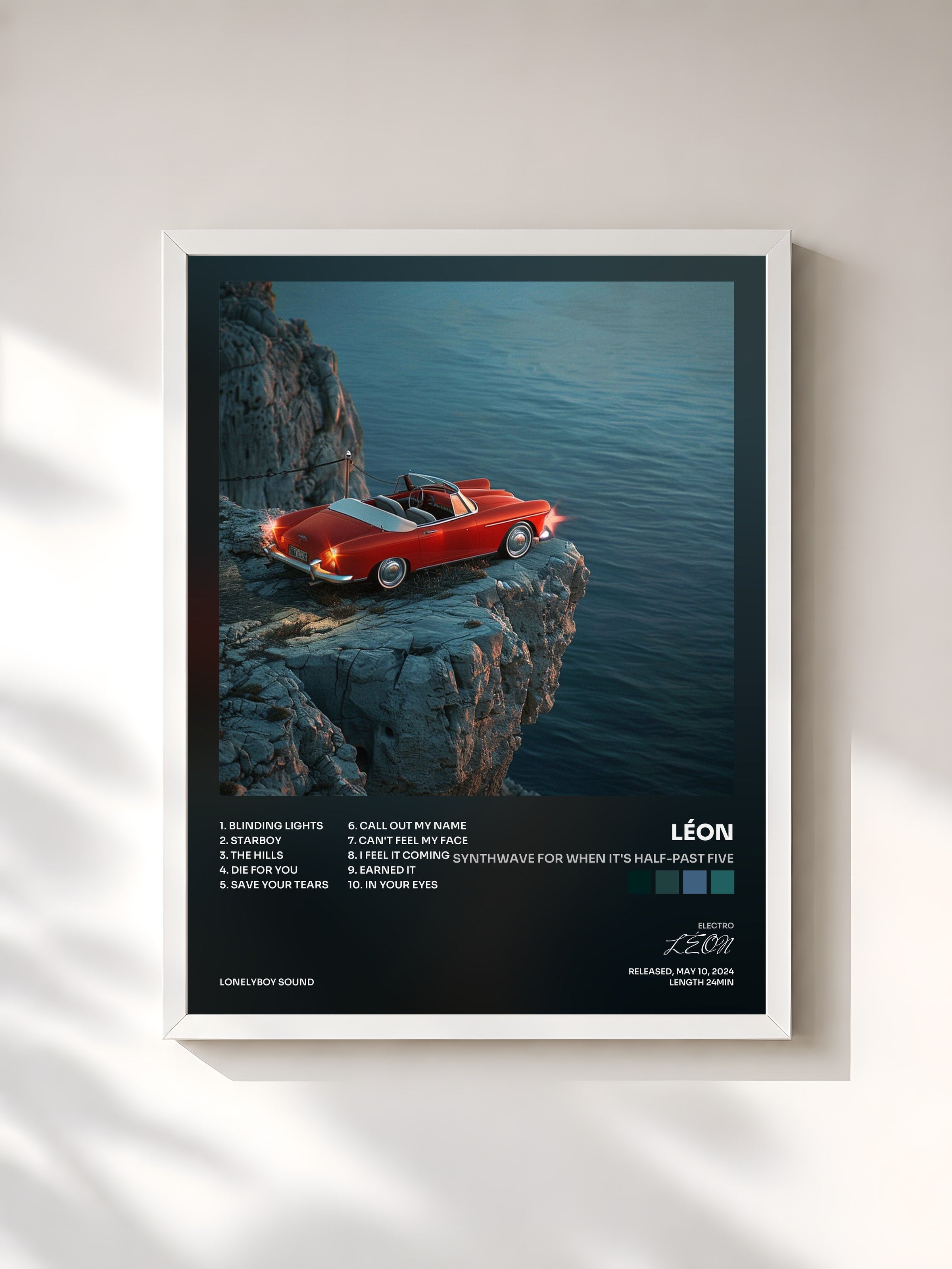 #blanc Tableau de l'album synthwave for when it's half-past five de LÉON, cadre blanc, imprimé et encadré en France