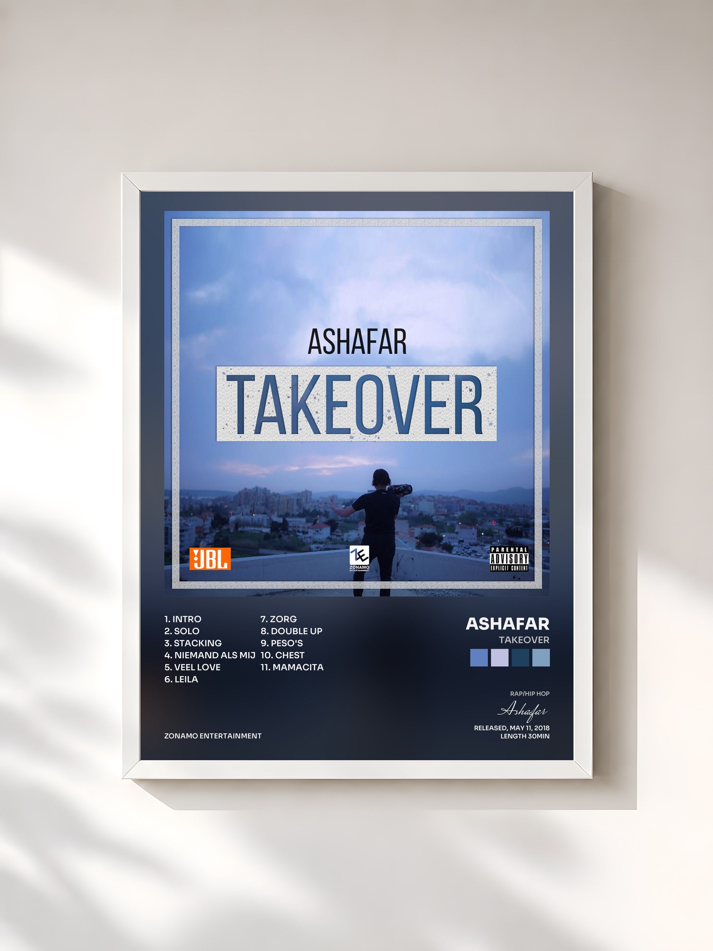 #blanc Tableau de l'album TAKEOVER de Ashafar, cadre blanc, imprimé et encadré en France