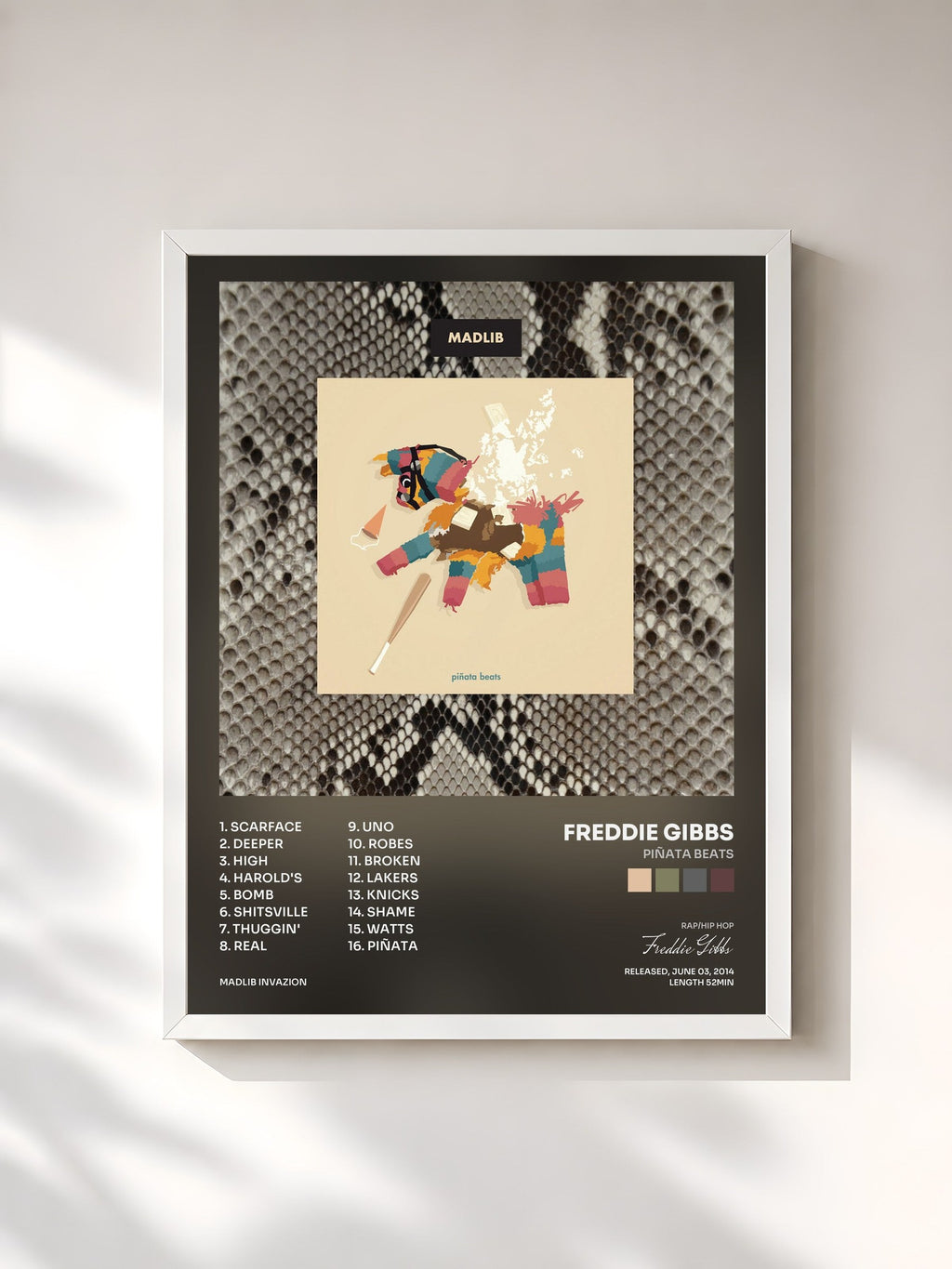 #blanc Piñata Beats de Freddie Gibbs en lámina enmarcada, marco blanco, impresa y enmarcada en Francia