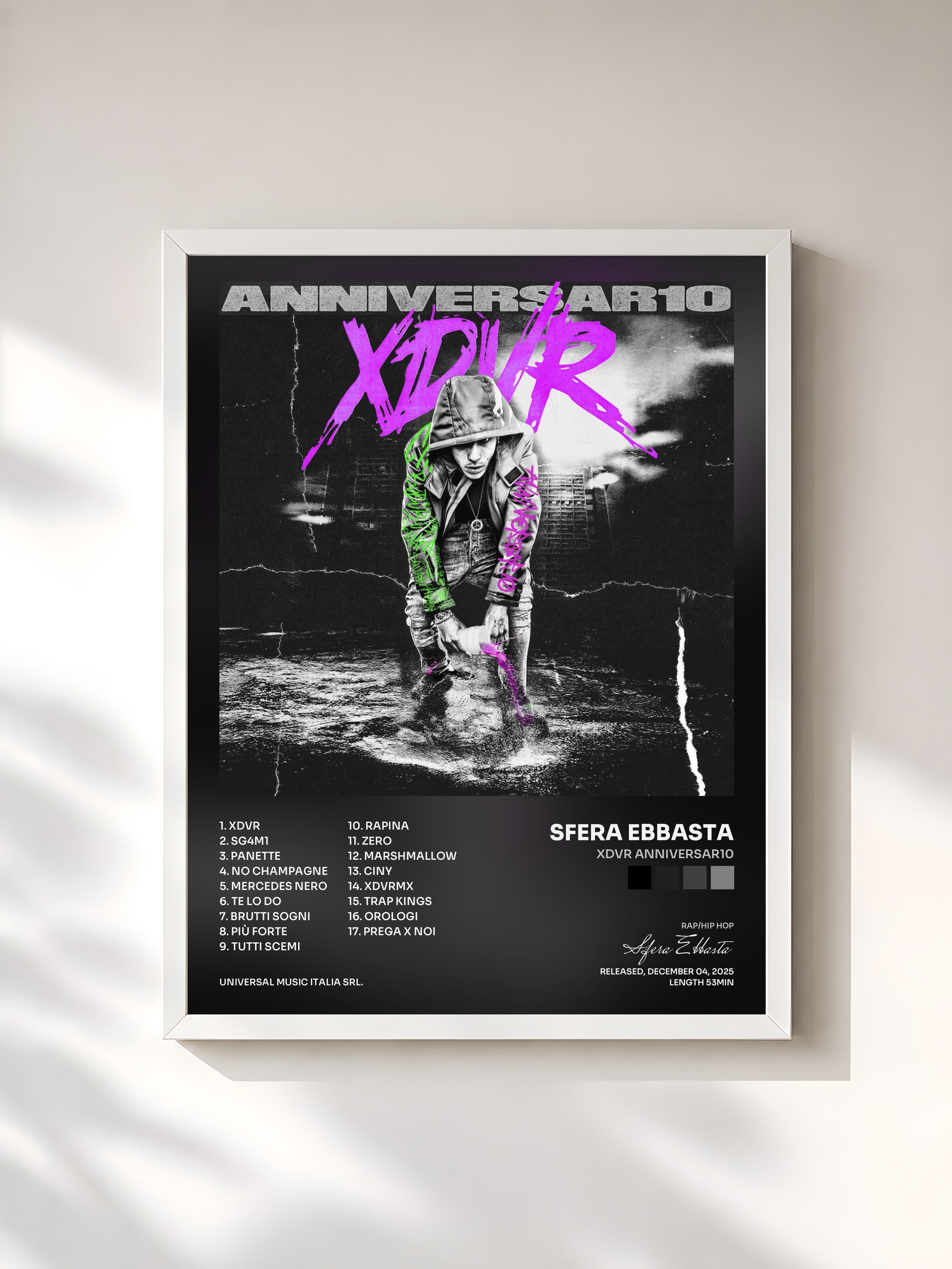 #blanc Tableau de l'album XDVR ANNIVERSAR10 de Sfera Ebbasta, cadre blanc, imprimé et encadré en France