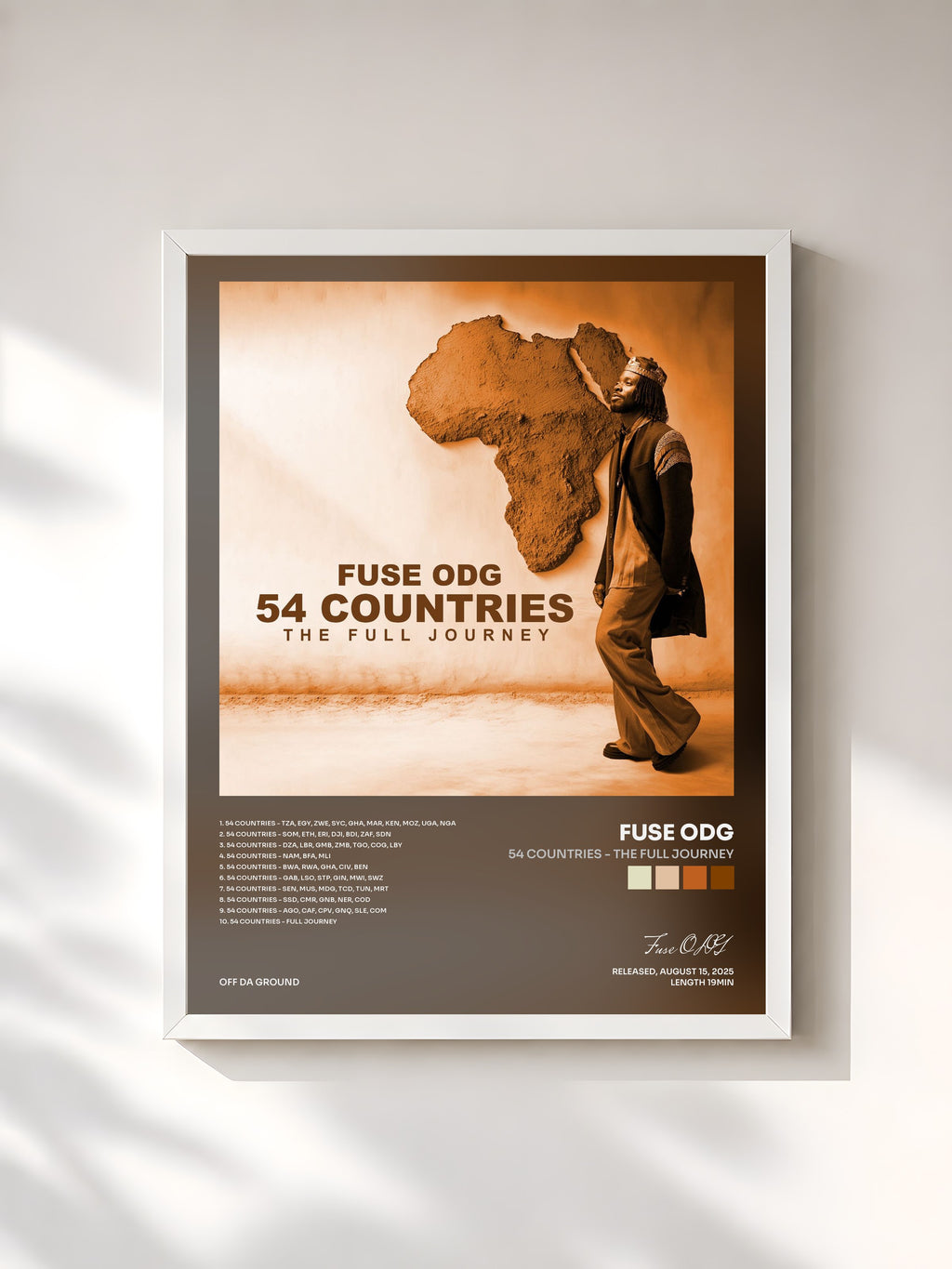 #blanc Tableau de l'album 54 Countries - The Full Journey de Fuse ODG, cadre blanc, imprimé et encadré en France