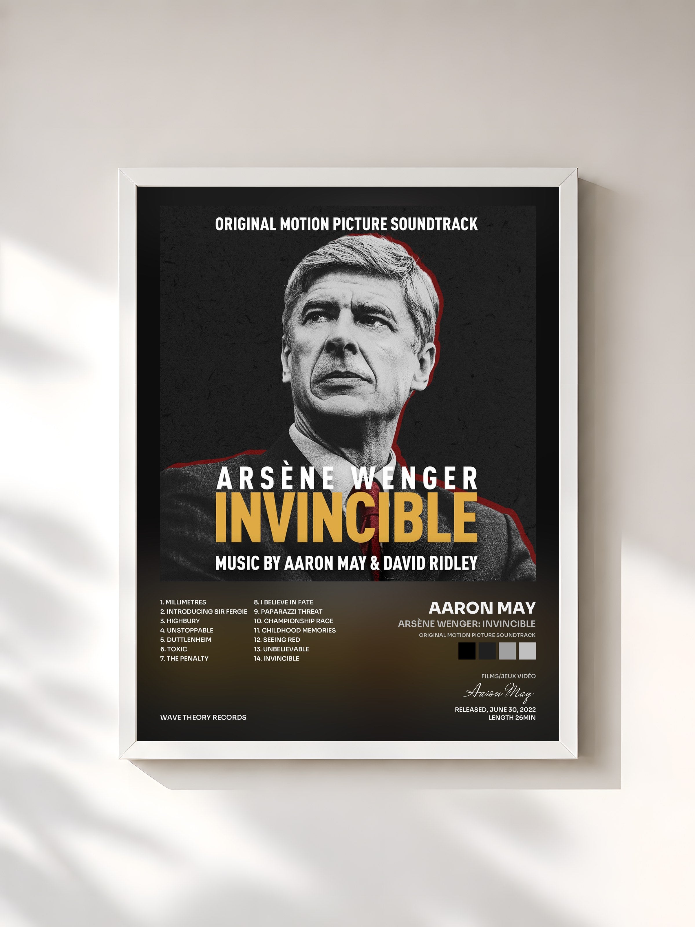 #blanc Tableau de l'album Arsène Wenger: Invincible (Original Motion Picture Soundtrack) de Aaron May, cadre blanc, imprimé et encadré en France