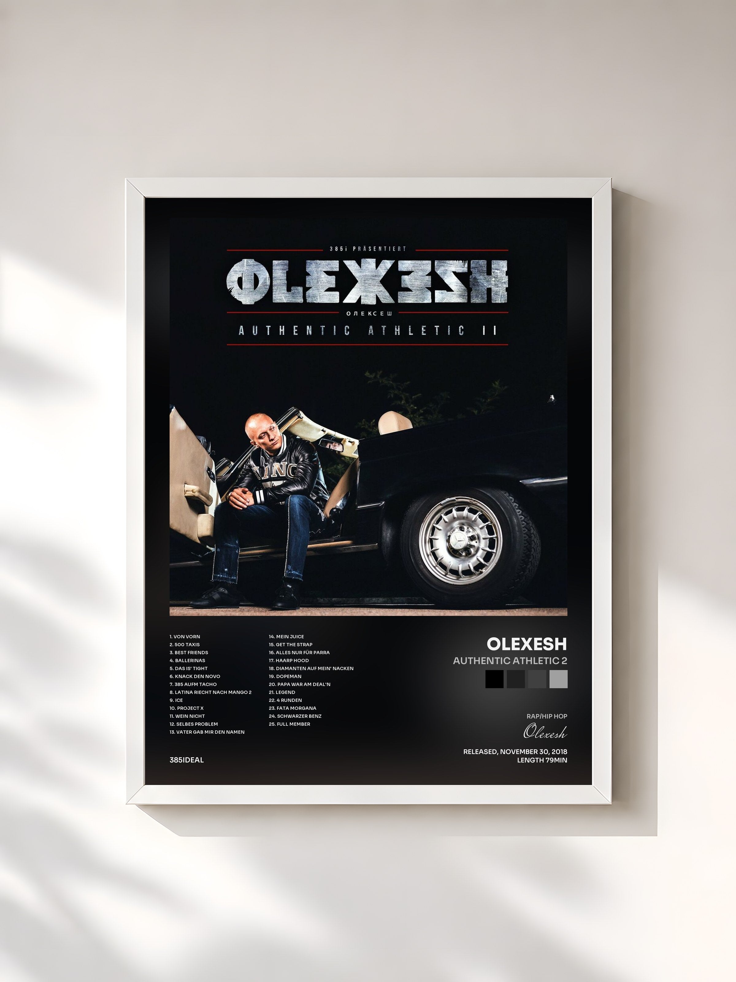 #blanc Tableau de l'album Authentic Athletic 2 de Olexesh, cadre blanc, imprimé et encadré en France