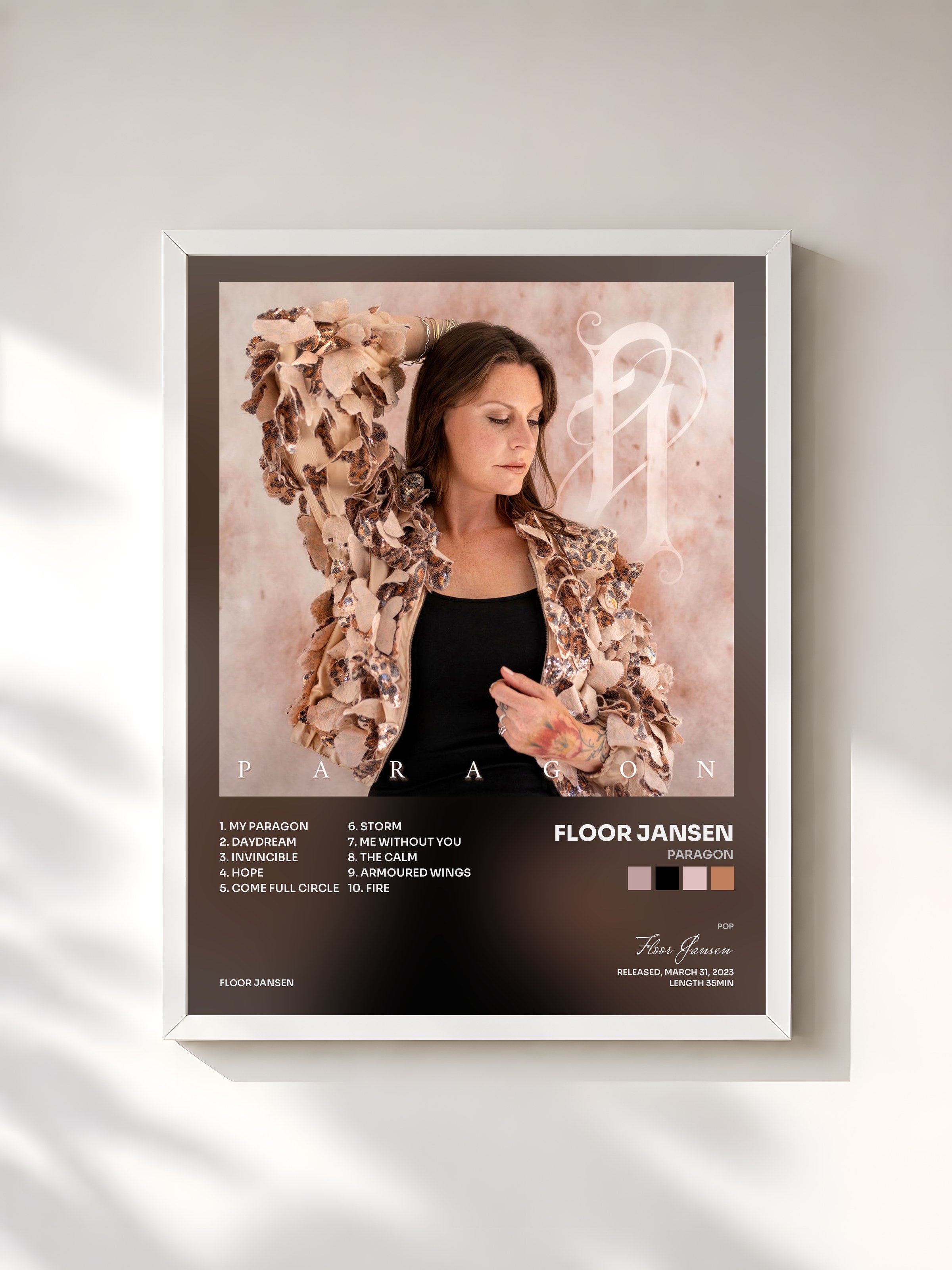 #blanc Tableau de l'album Paragon de Floor Jansen, cadre blanc, imprimé et encadré en France