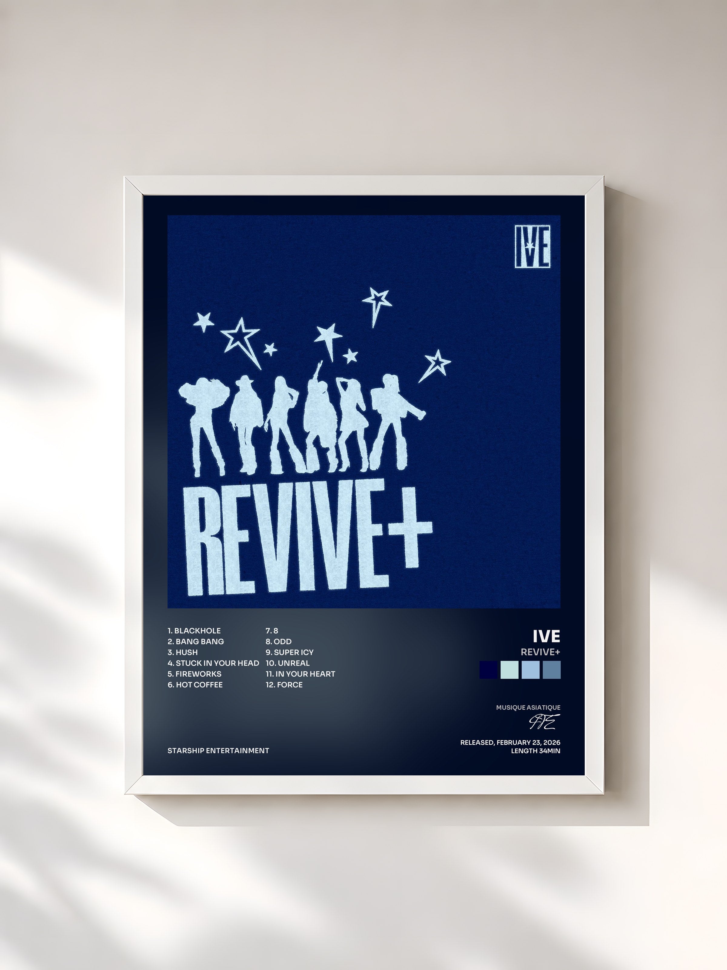 #blanc Tableau de l'album REVIVE+ de IVE, cadre blanc, imprimé et encadré en France