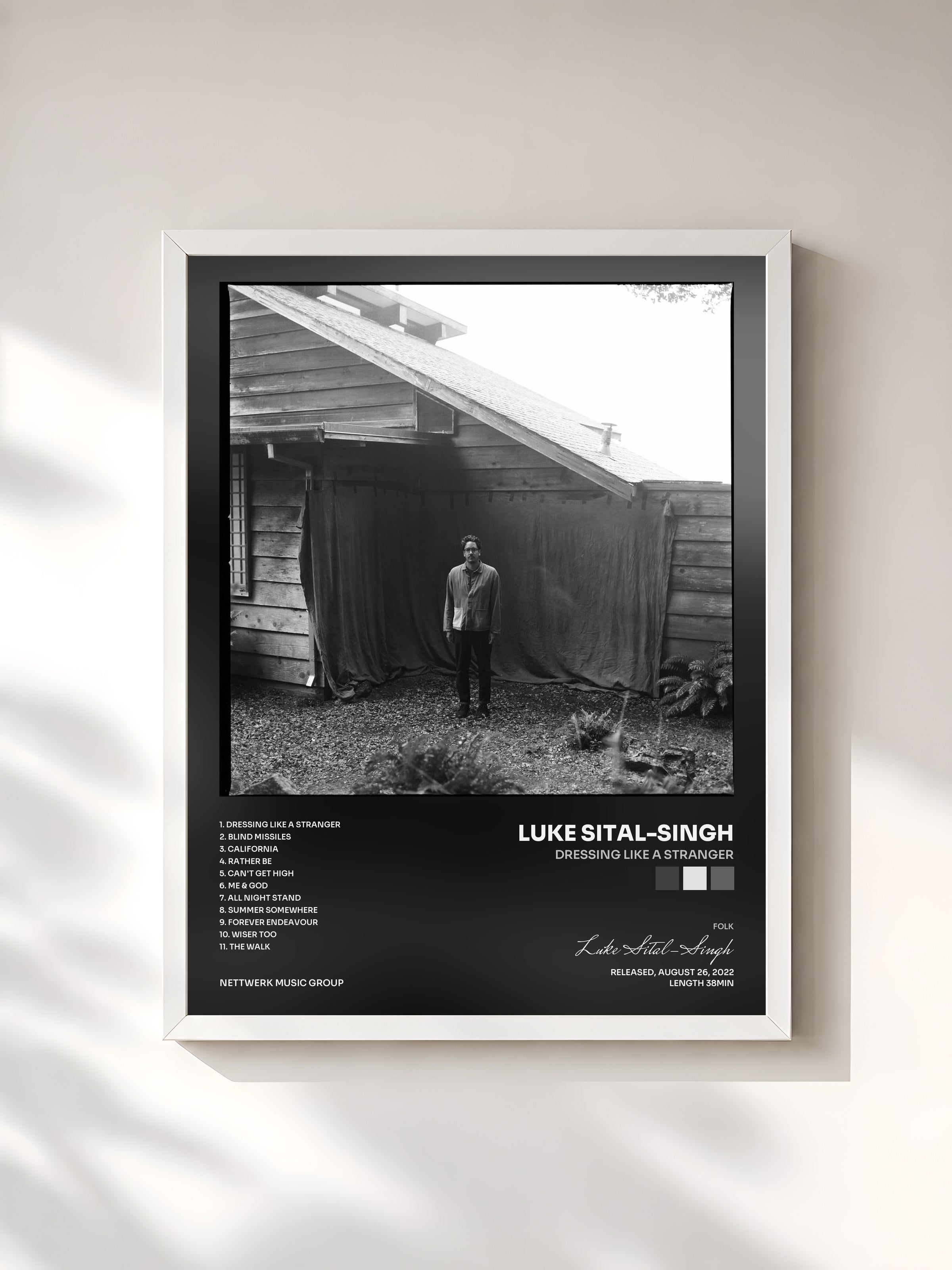 #blanc Tableau de l'album Dressing Like a Stranger de Luke Sital-Singh, cadre blanc, imprimé et encadré en France