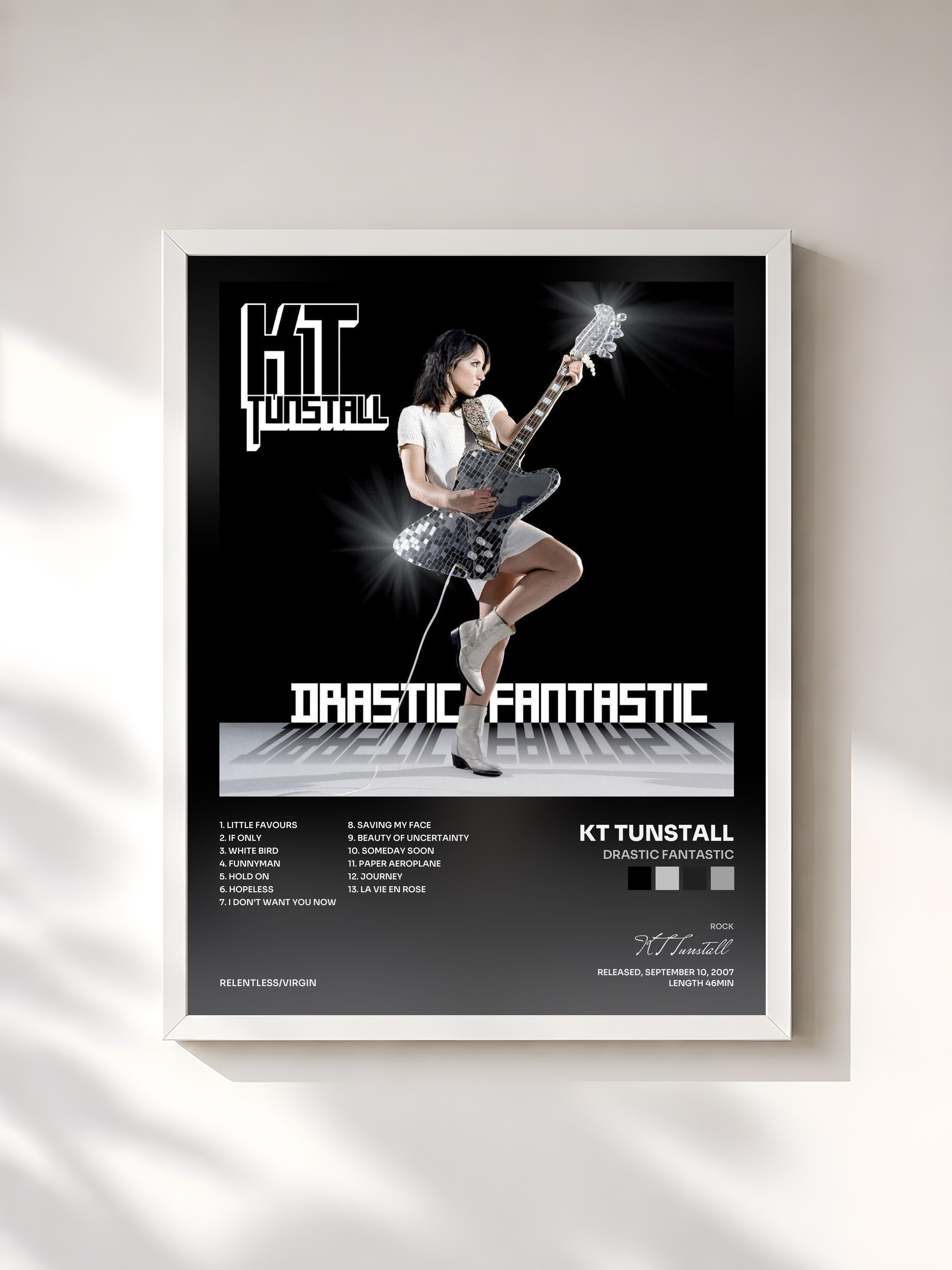 #blanc Tableau de l'album Drastic Fantastic de KT Tunstall, cadre blanc, imprimé et encadré en France