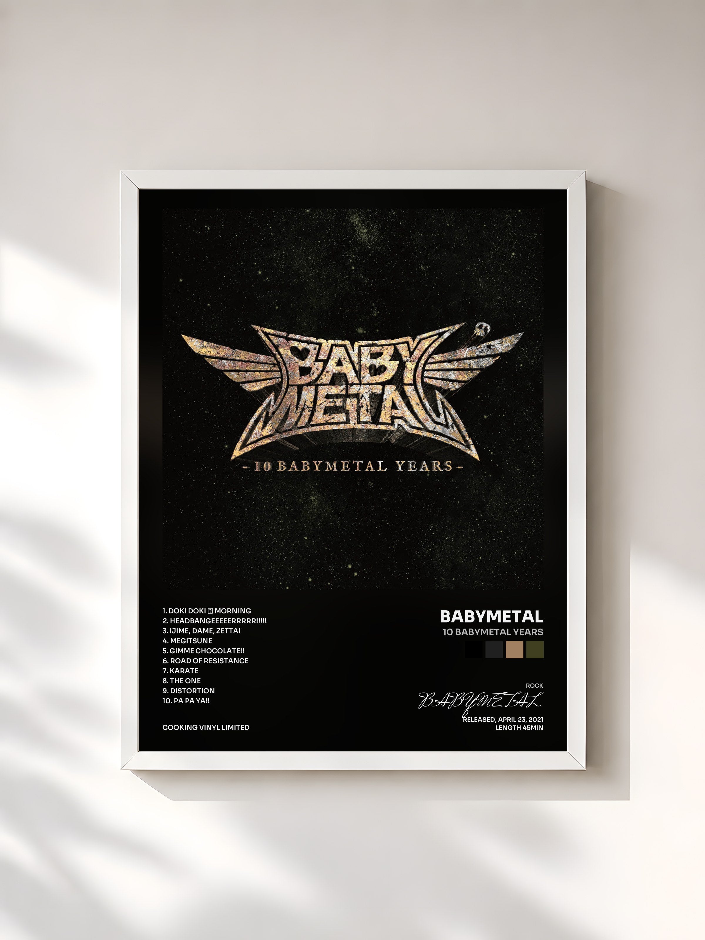 #blanc Tableau de l'album 10 BABYMETAL YEARS de BABYMETAL, cadre blanc, imprimé et encadré en France