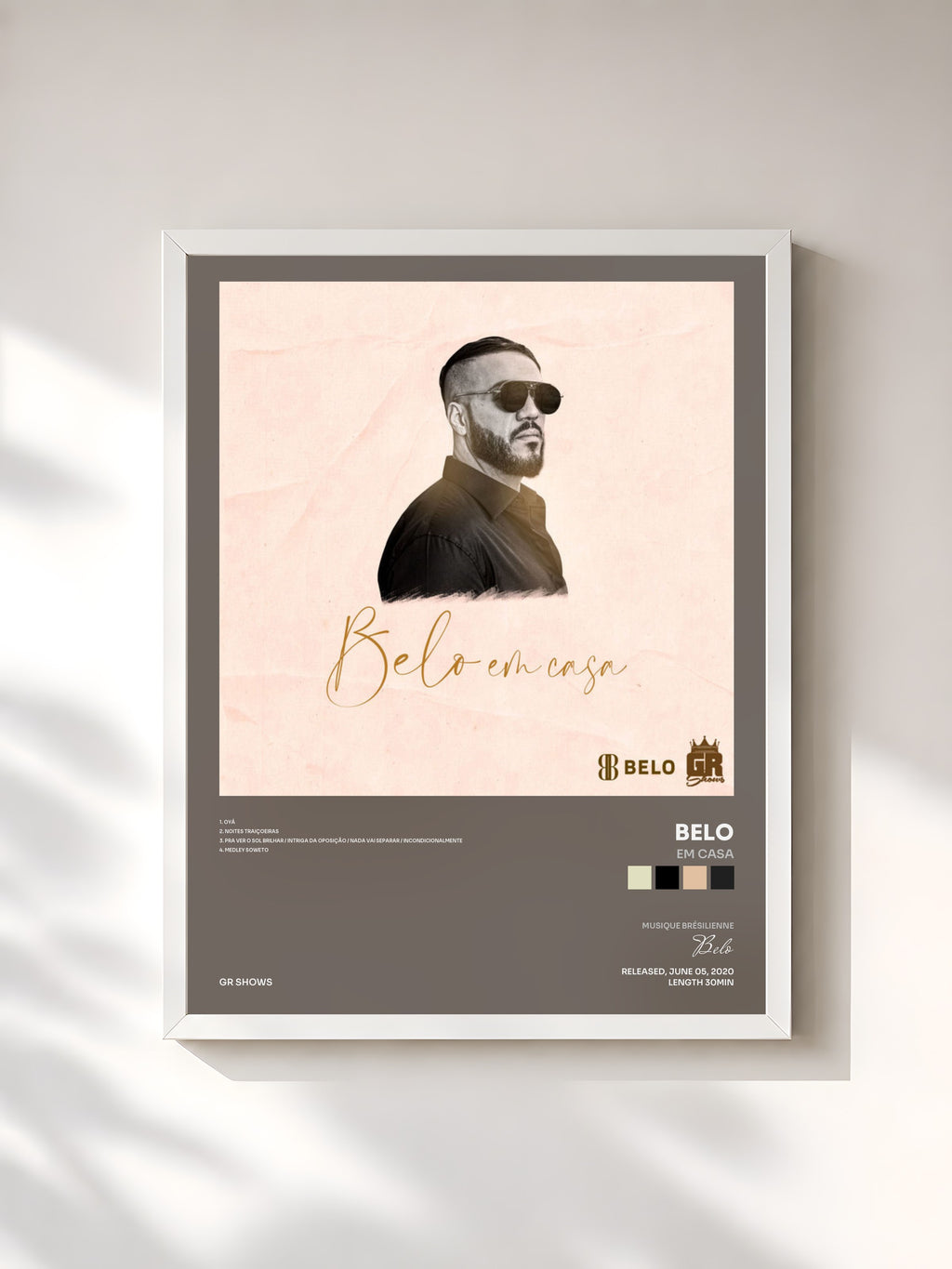 #blanc Tableau de l'album Em Casa de Belo, cadre blanc, imprimé et encadré en France
