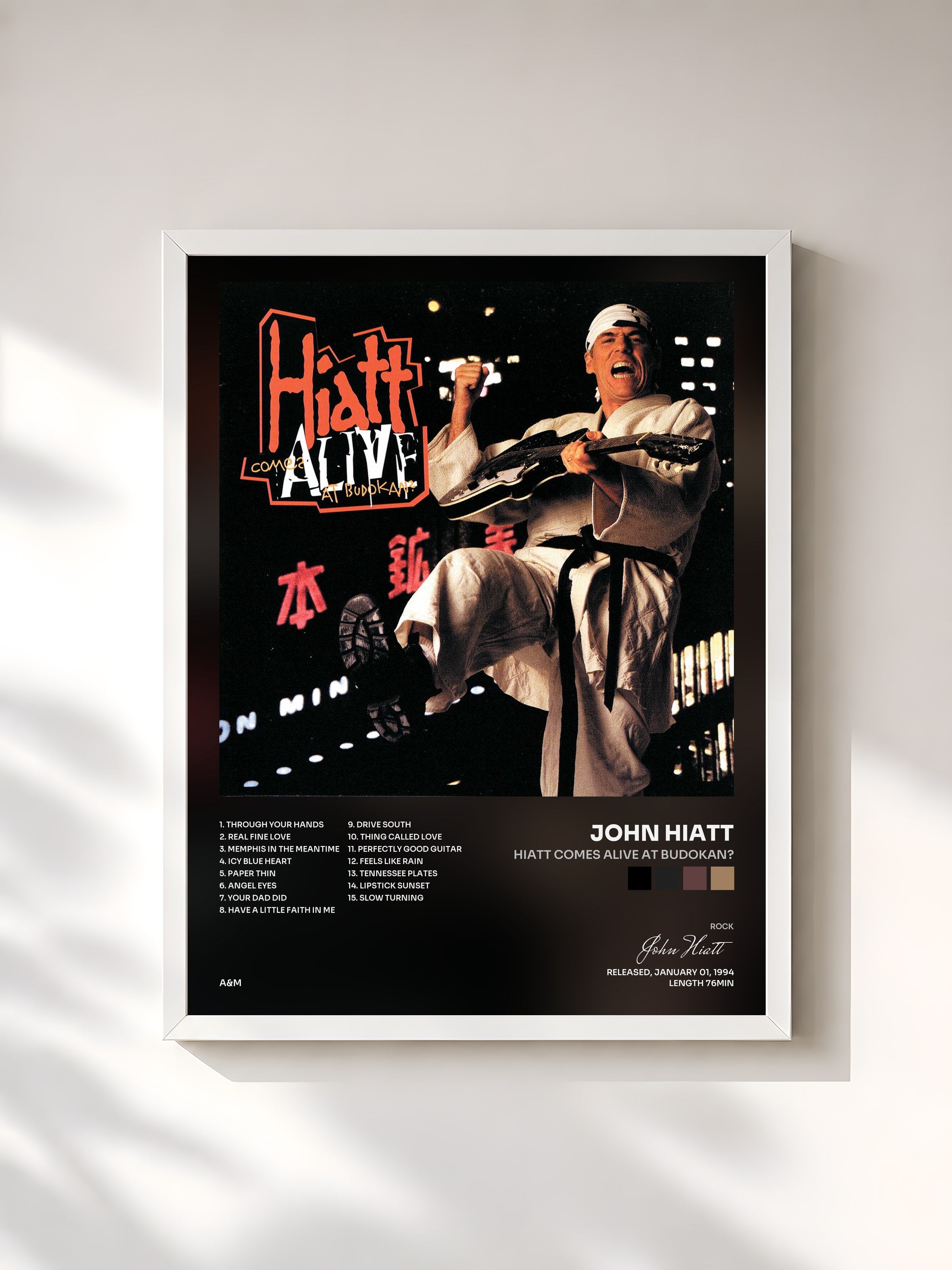 #blanc Tableau de l'album Hiatt Comes Alive At Budokan? de John Hiatt, cadre blanc, imprimé et encadré en France