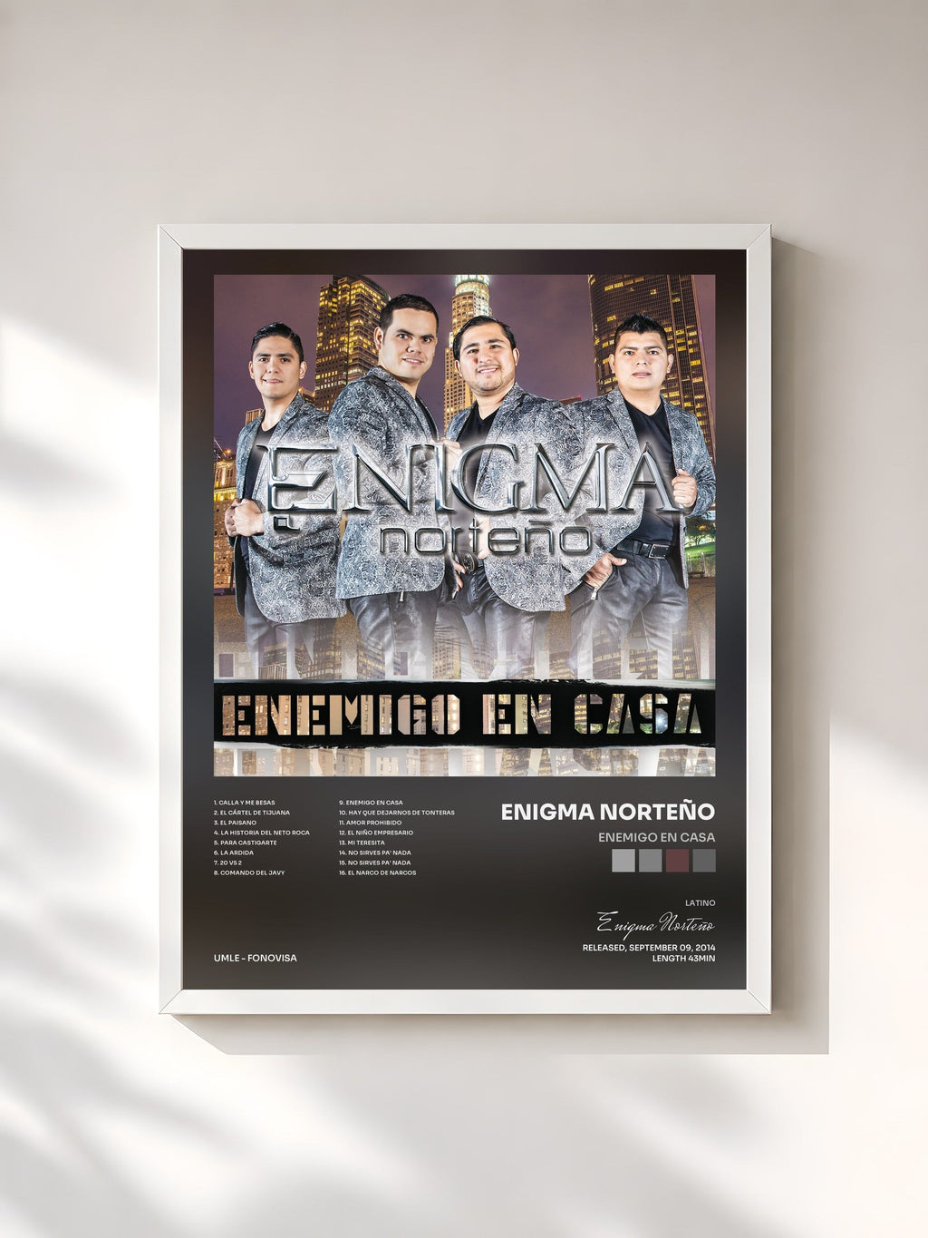 #blanc Enemigo En Casa di Enigma Norteño in stampa incorniciata, cornice bianca, stampata e incorniciata in Francia