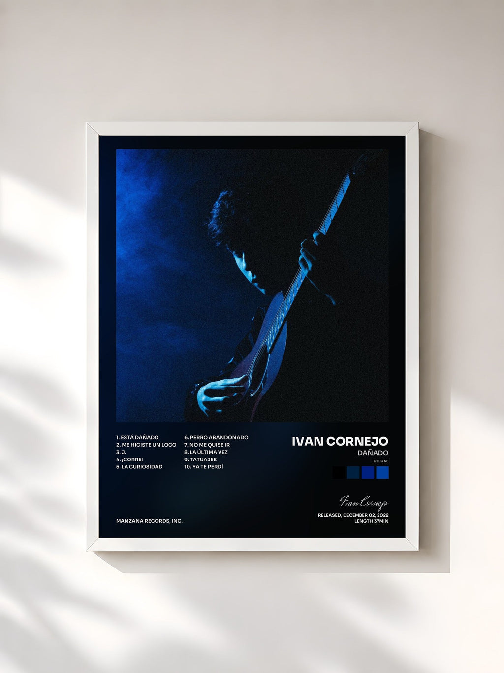 #blanc Dañado (Deluxe) by Ivan Cornejo as a framed art print, white frame, printed and framed in France