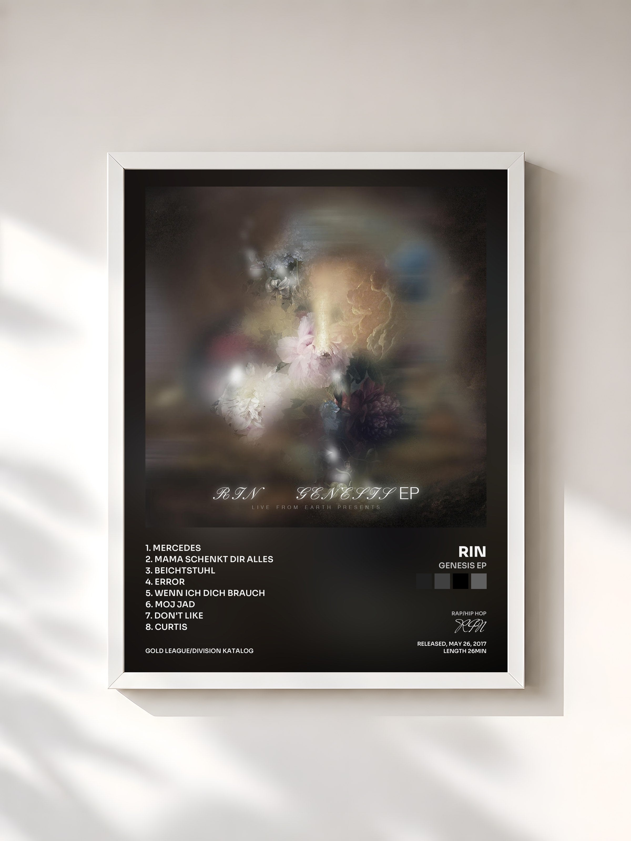 #blanc Tableau de l'album Genesis EP de RIN, cadre blanc, imprimé et encadré en France