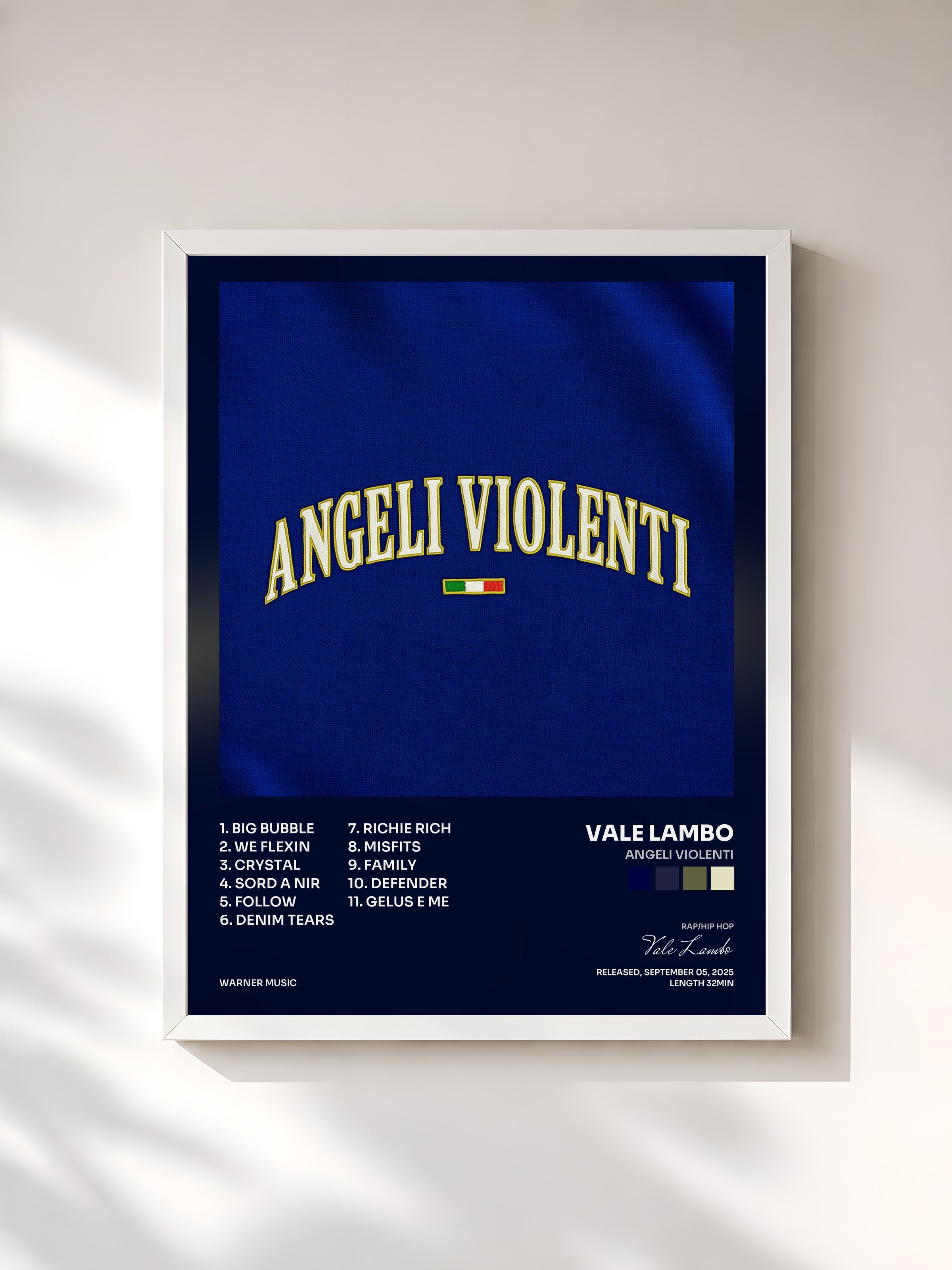 #blanc Tableau de l'album Angeli Violenti de Vale Lambo, cadre blanc, imprimé et encadré en France