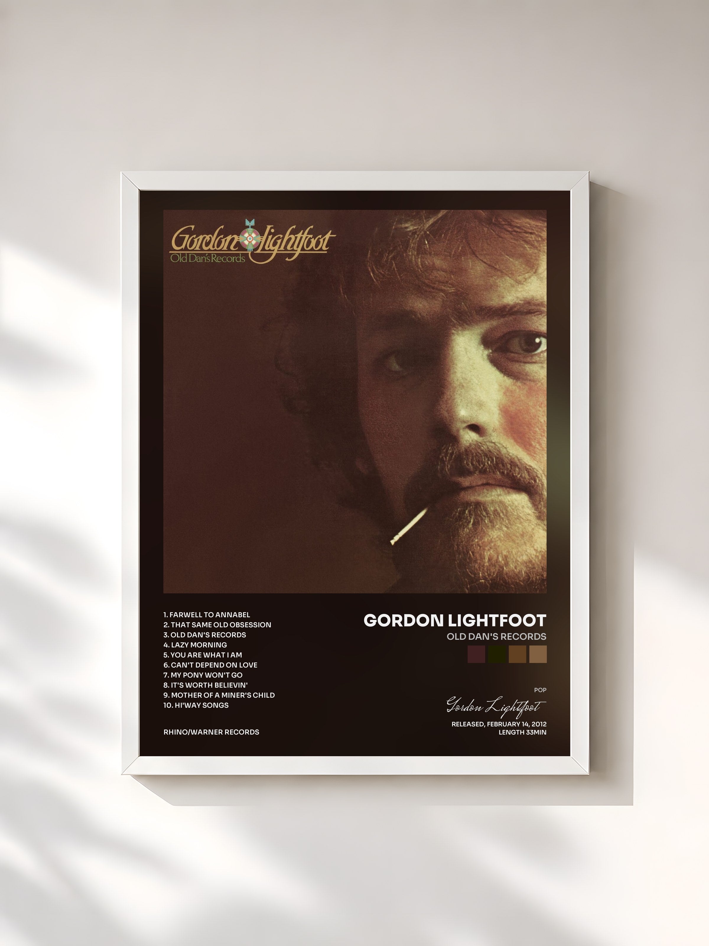 #blanc Tableau de l'album Old Dan's Records de Gordon Lightfoot, cadre blanc, imprimé et encadré en France