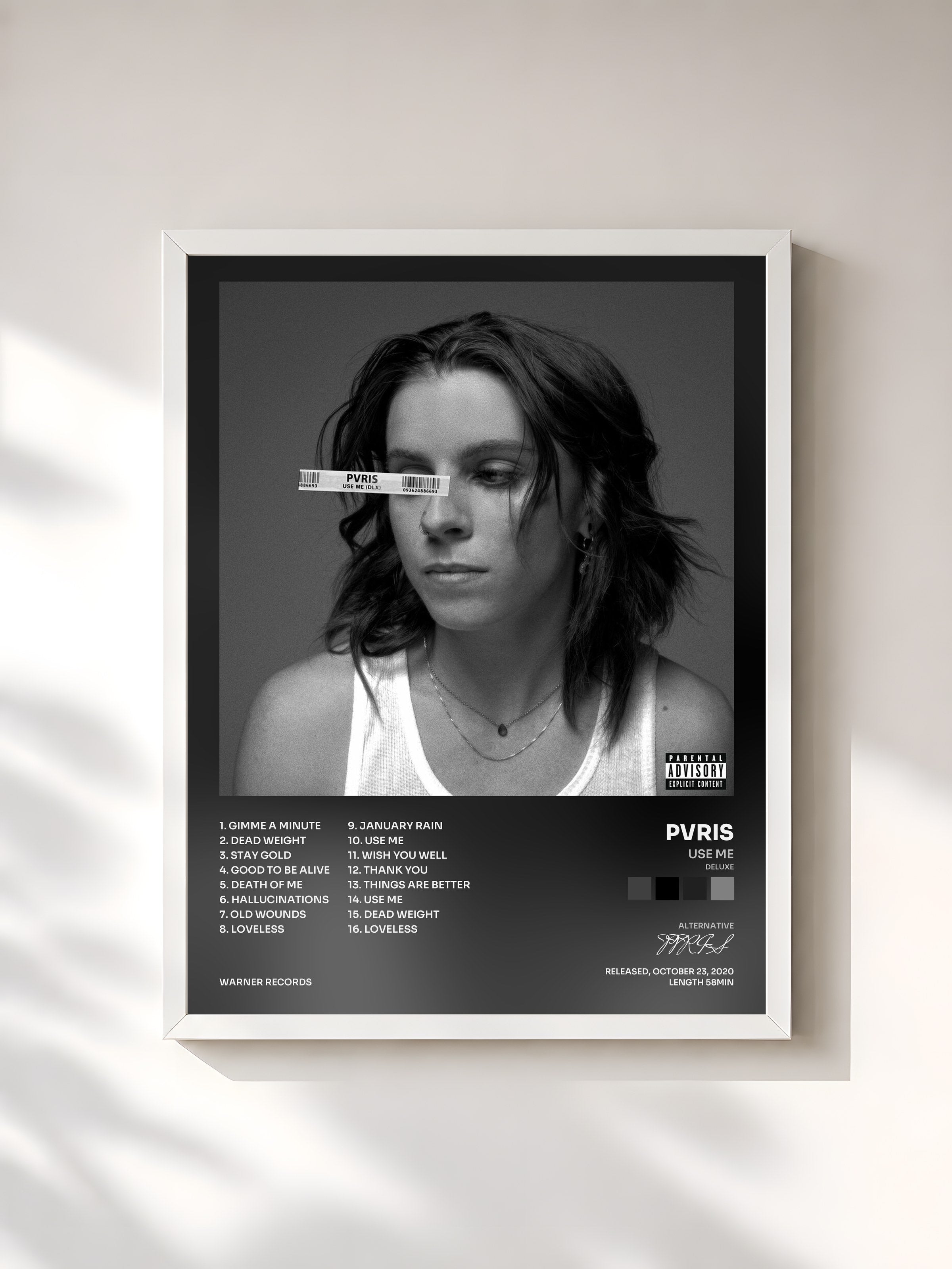 #blanc Tableau de l'album Use Me (Deluxe) de PVRIS, cadre blanc, imprimé et encadré en France