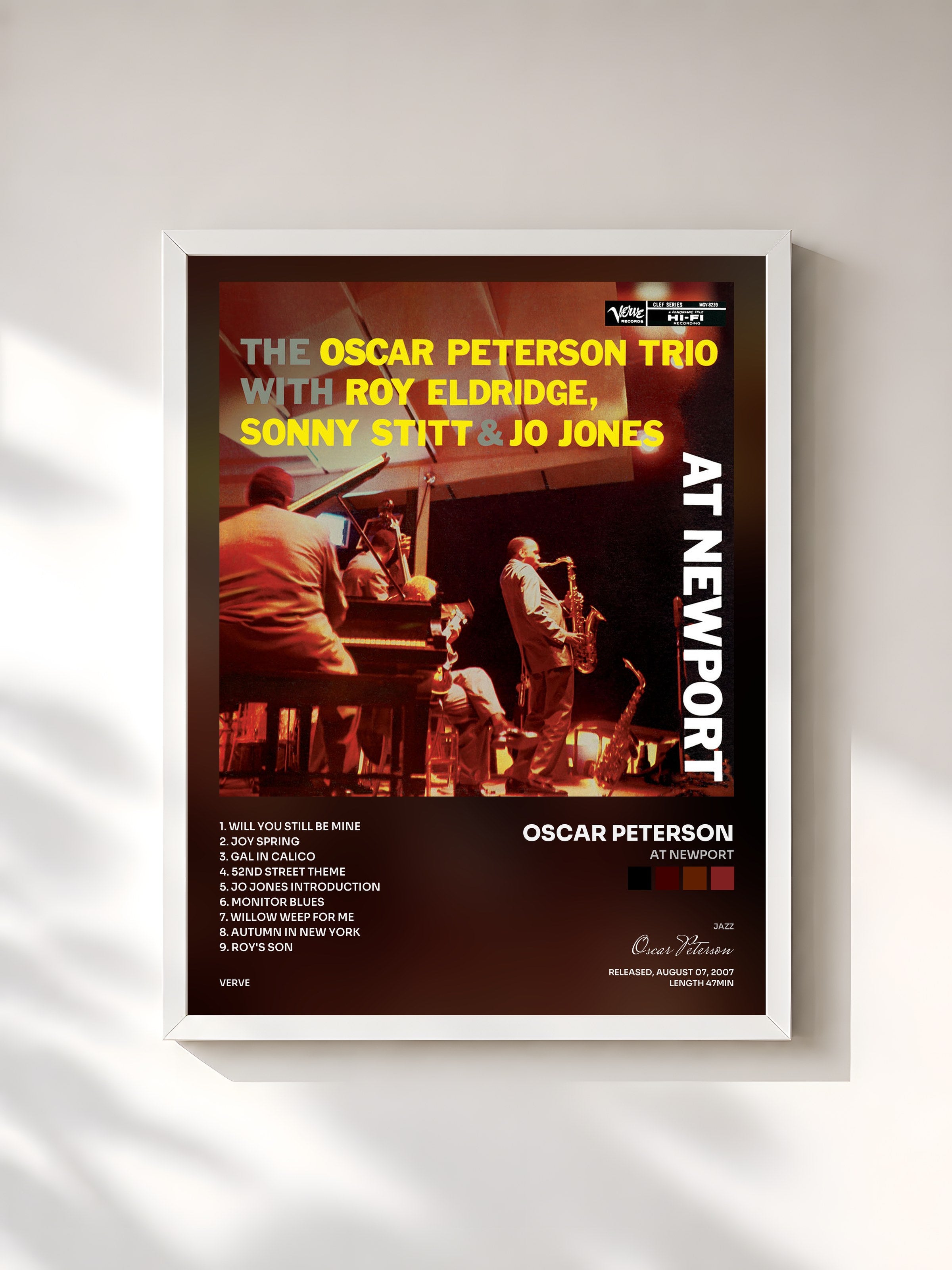 #blanc Tableau de l'album At Newport de Oscar Peterson, cadre blanc, imprimé et encadré en France