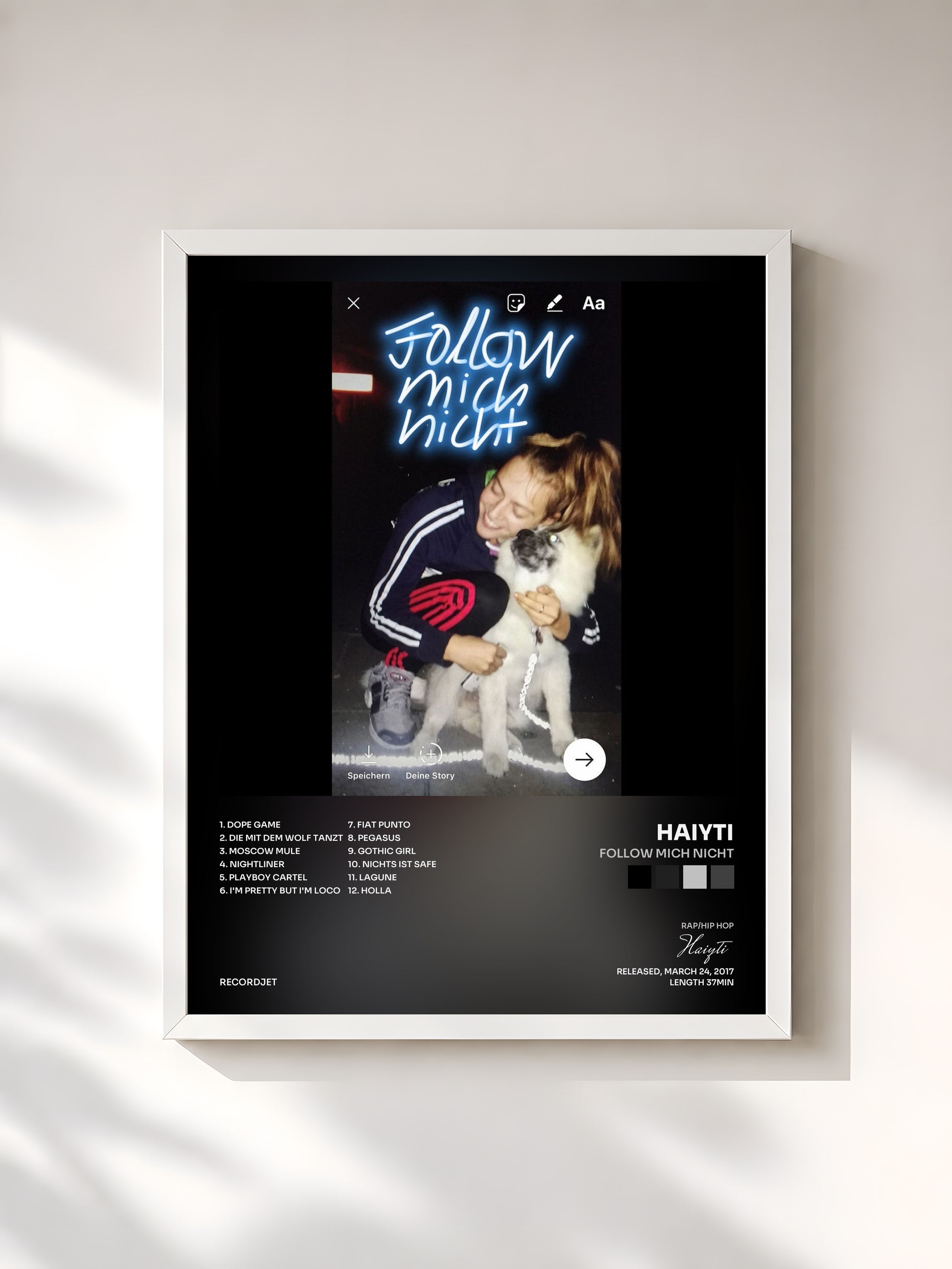 #blanc Tableau de l'album Follow mich nicht de Haiyti, cadre blanc, imprimé et encadré en France