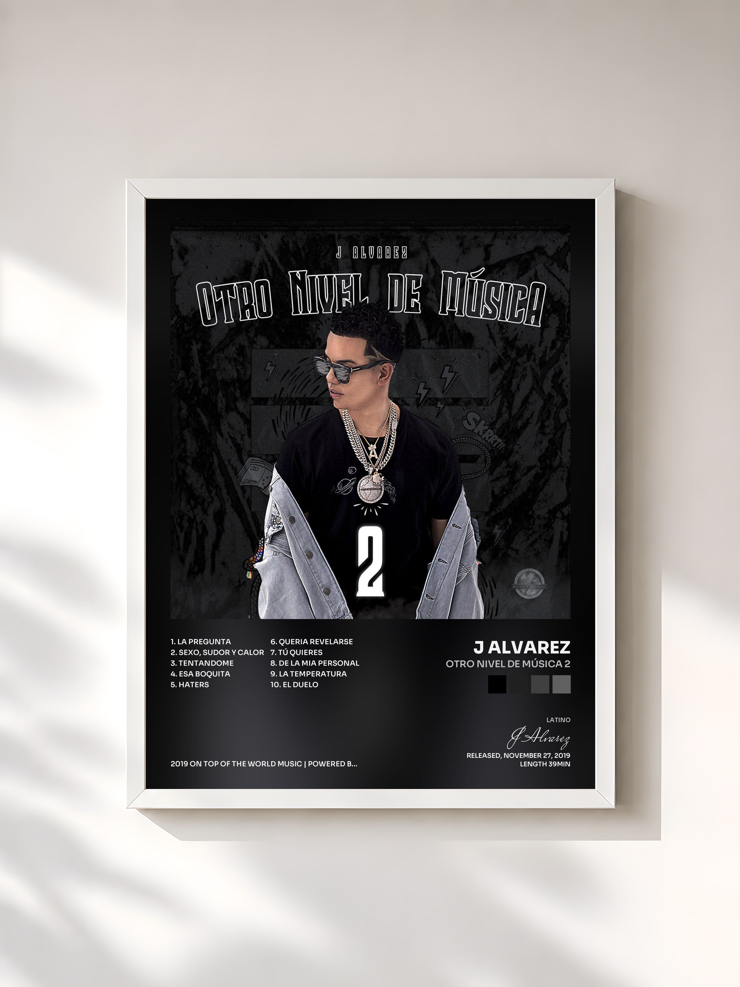#blanc Tableau de l'album Otro Nivel de Música 2 de J Alvarez, cadre blanc, imprimé et encadré en France