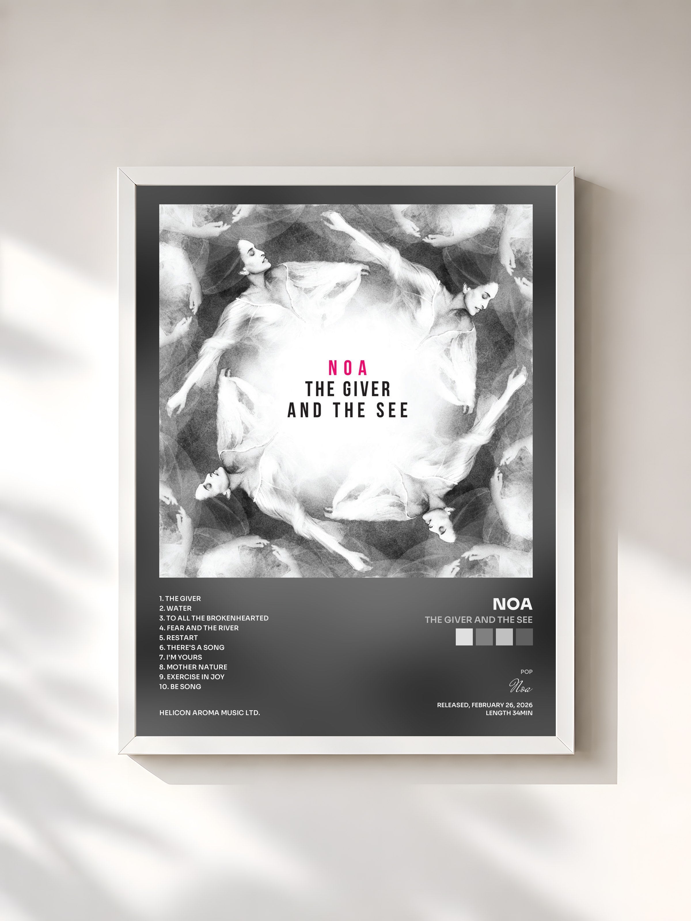 #blanc Tableau de l'album The Giver and the See de Noa, cadre blanc, imprimé et encadré en France